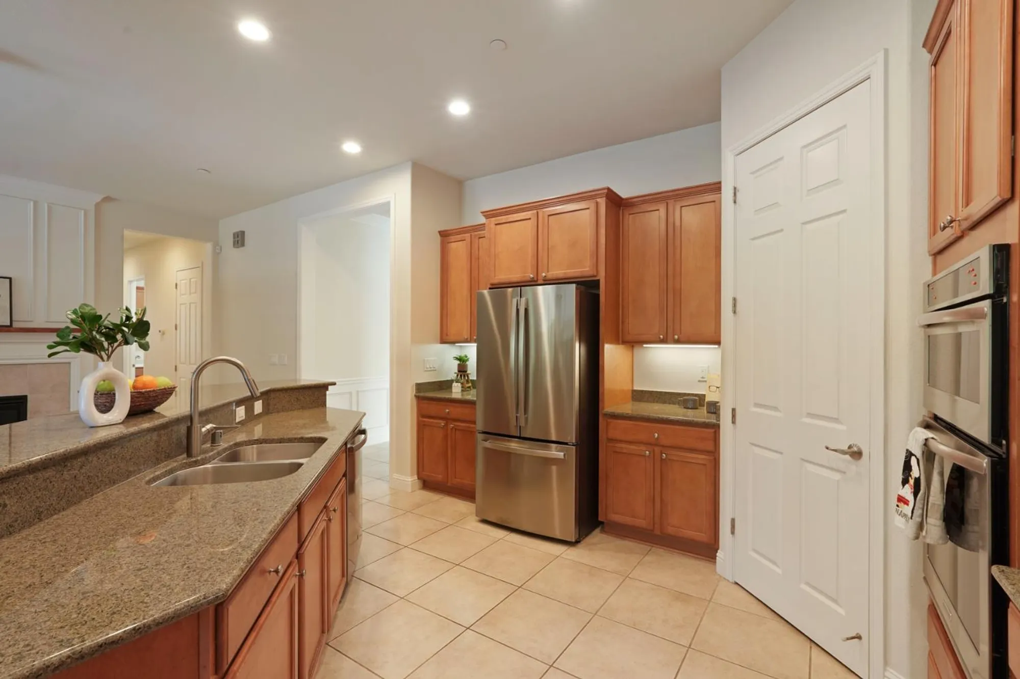 Property Slideshow image 22 of 64 | 2159 knollwood ct, Manteca, CA, 95336