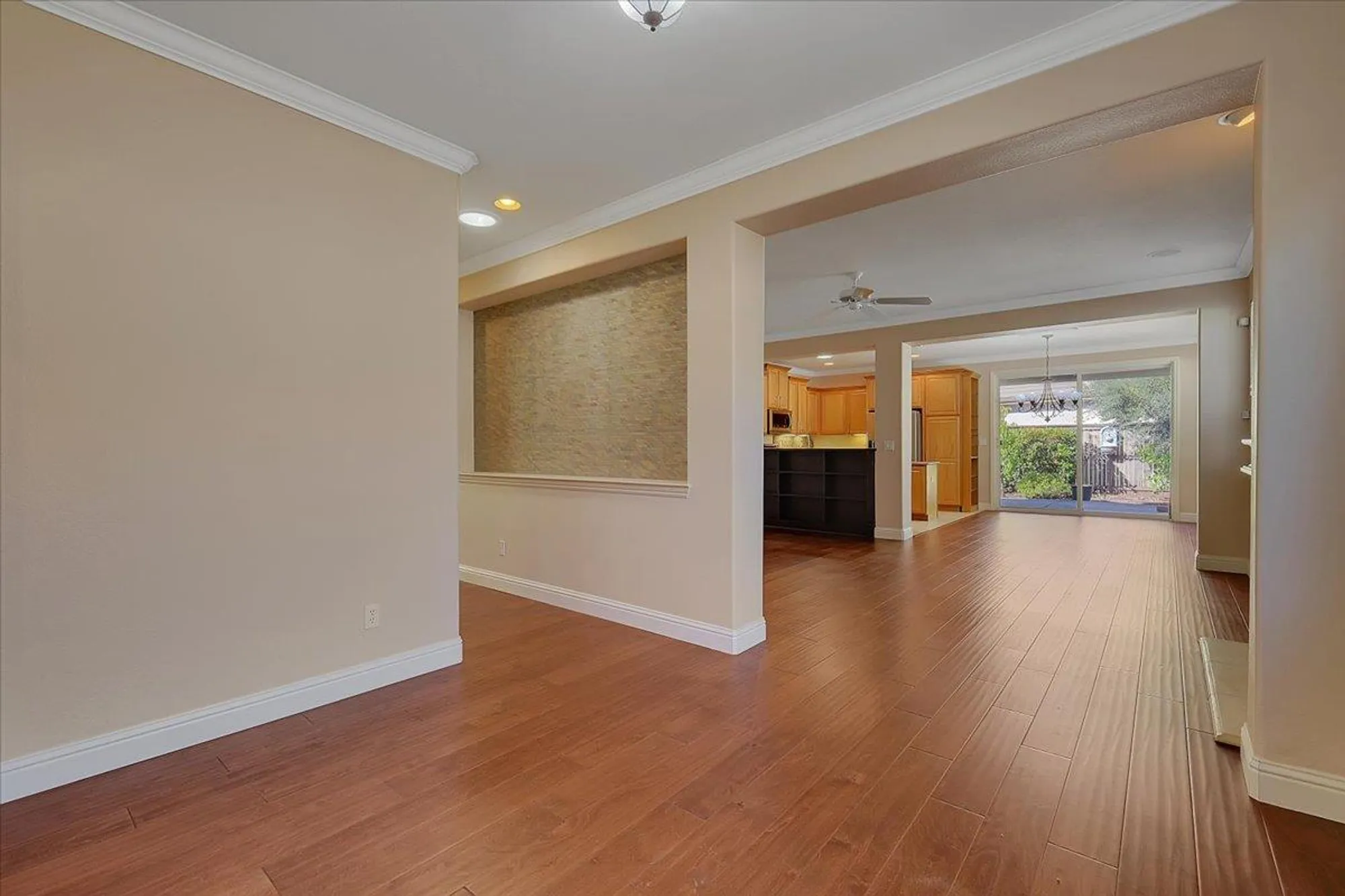 Property Slideshow image 8 of 65 | 2677 san marin ln, Sacramento, CA, 95835