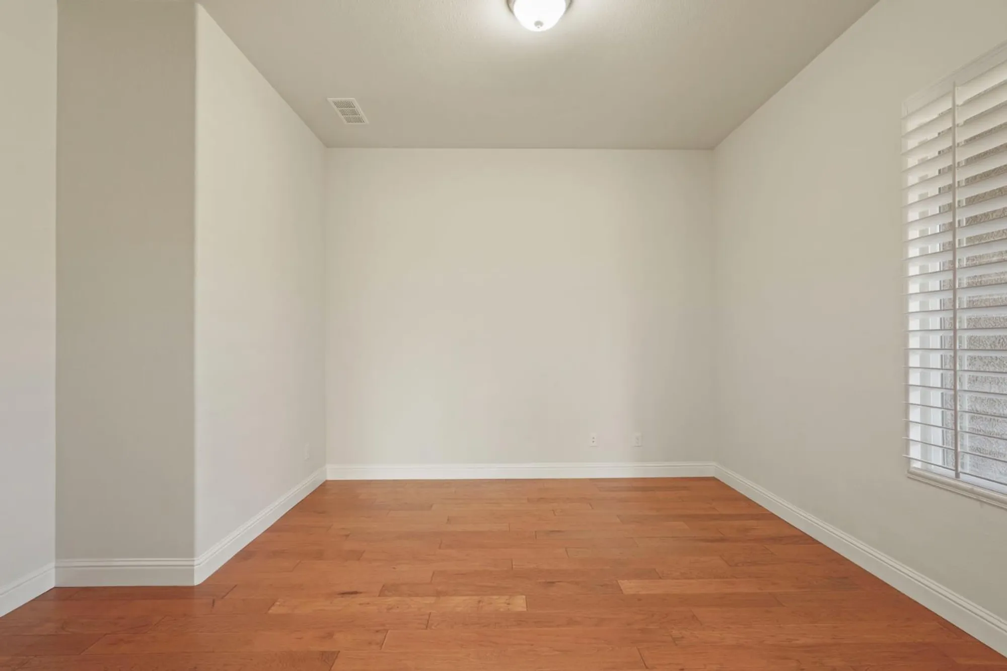 Property Slideshow image 16 of 64 | 2159 knollwood ct, Manteca, CA, 95336