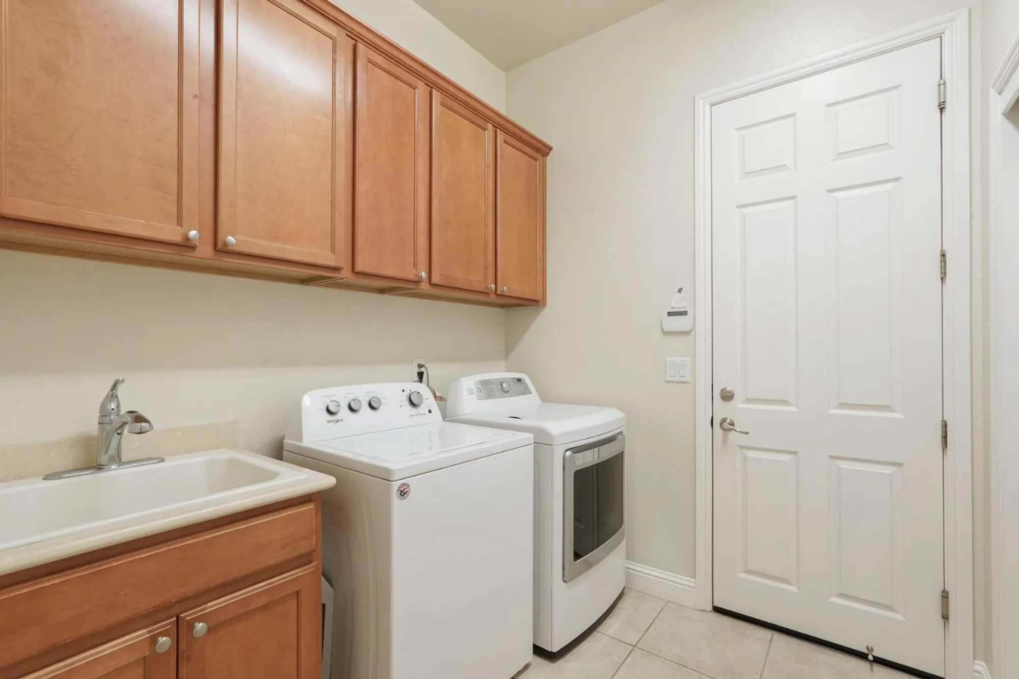 Property Slideshow image 28 of 64 | 2159 knollwood ct, Manteca, CA, 95336