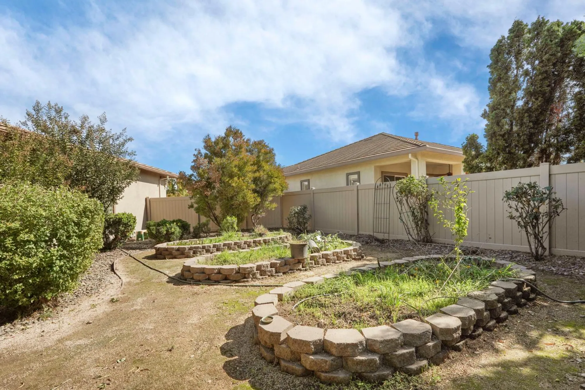 Property Slideshow image 5 of 64 | 2159 knollwood ct, Manteca, CA, 95336