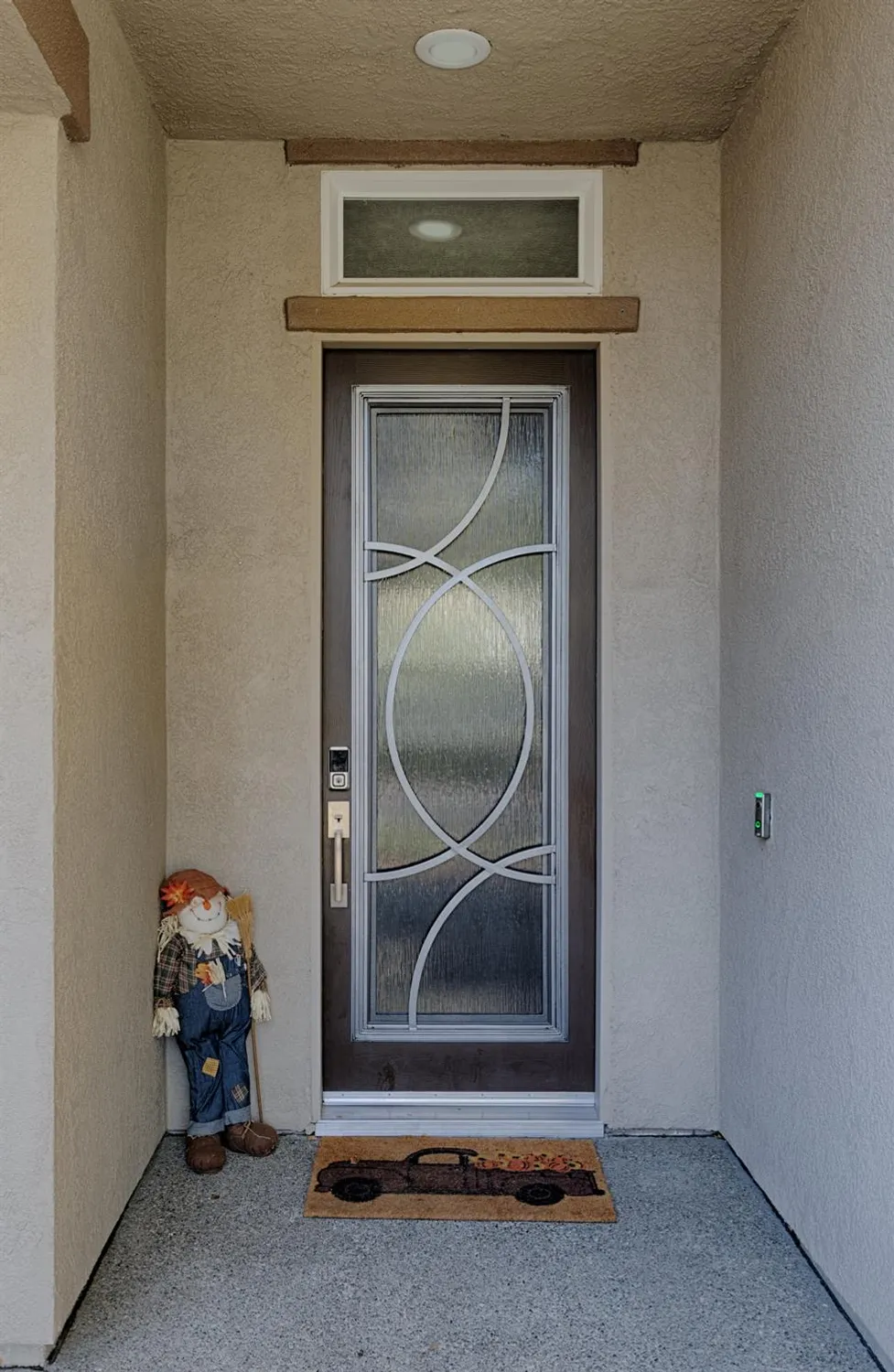 Property Slideshow image 9 of 36 | 7129 mule team way, Roseville, CA, 95747