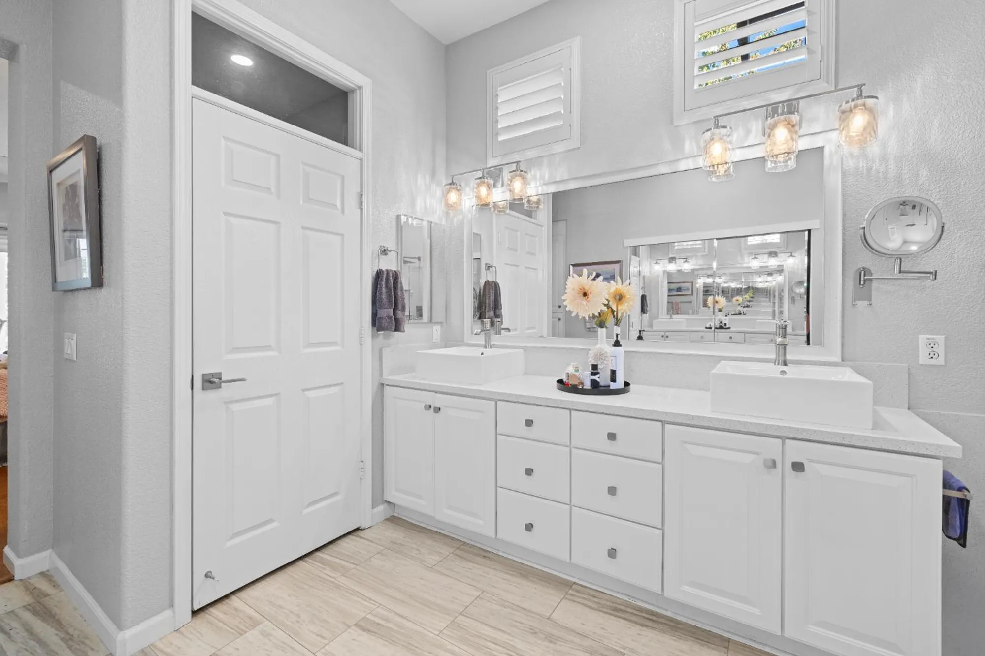 Property Slideshow image 25 of 36 | 7129 mule team way, Roseville, CA, 95747