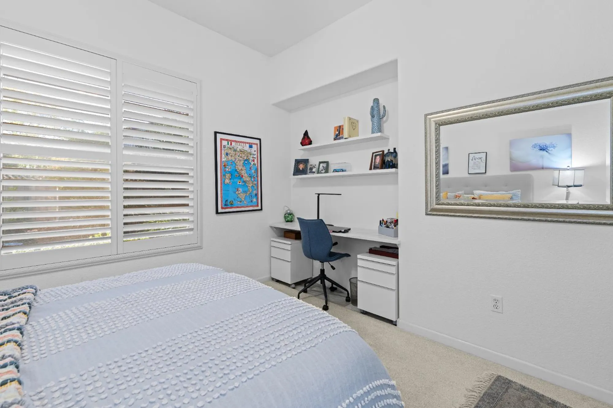 Property Slideshow image 28 of 36 | 7129 mule team way, Roseville, CA, 95747