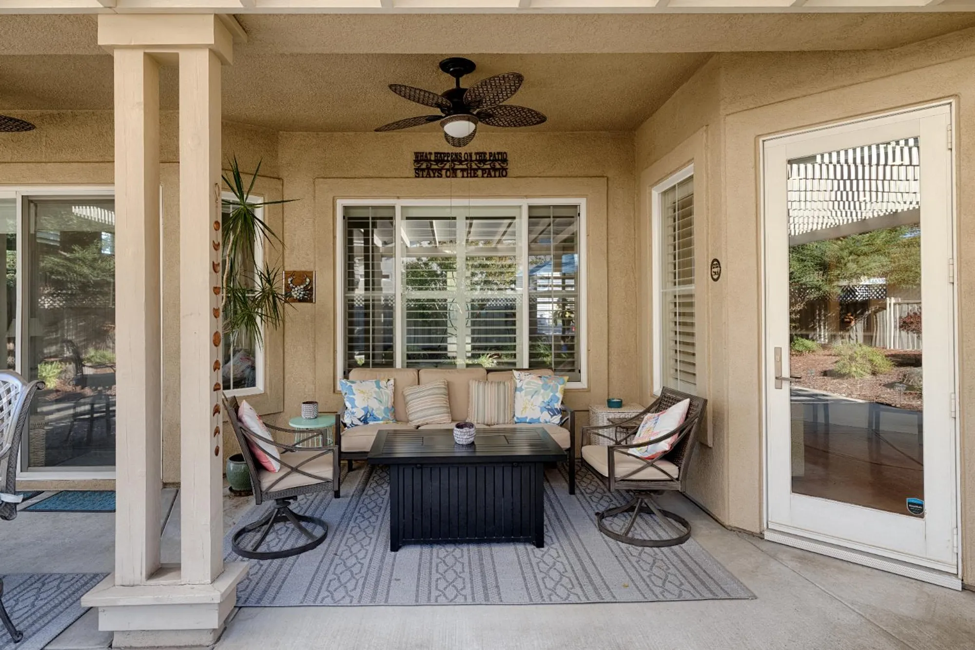 Property Slideshow image 3 of 36 | 7129 mule team way, Roseville, CA, 95747