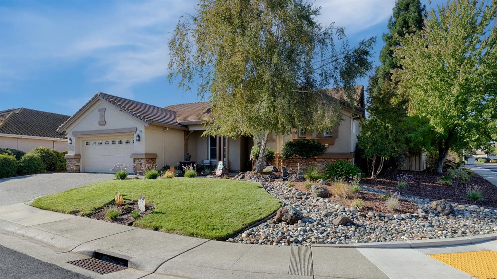 Property Slideshow image 6 of 36 | 7129 mule team way, Roseville, CA, 95747