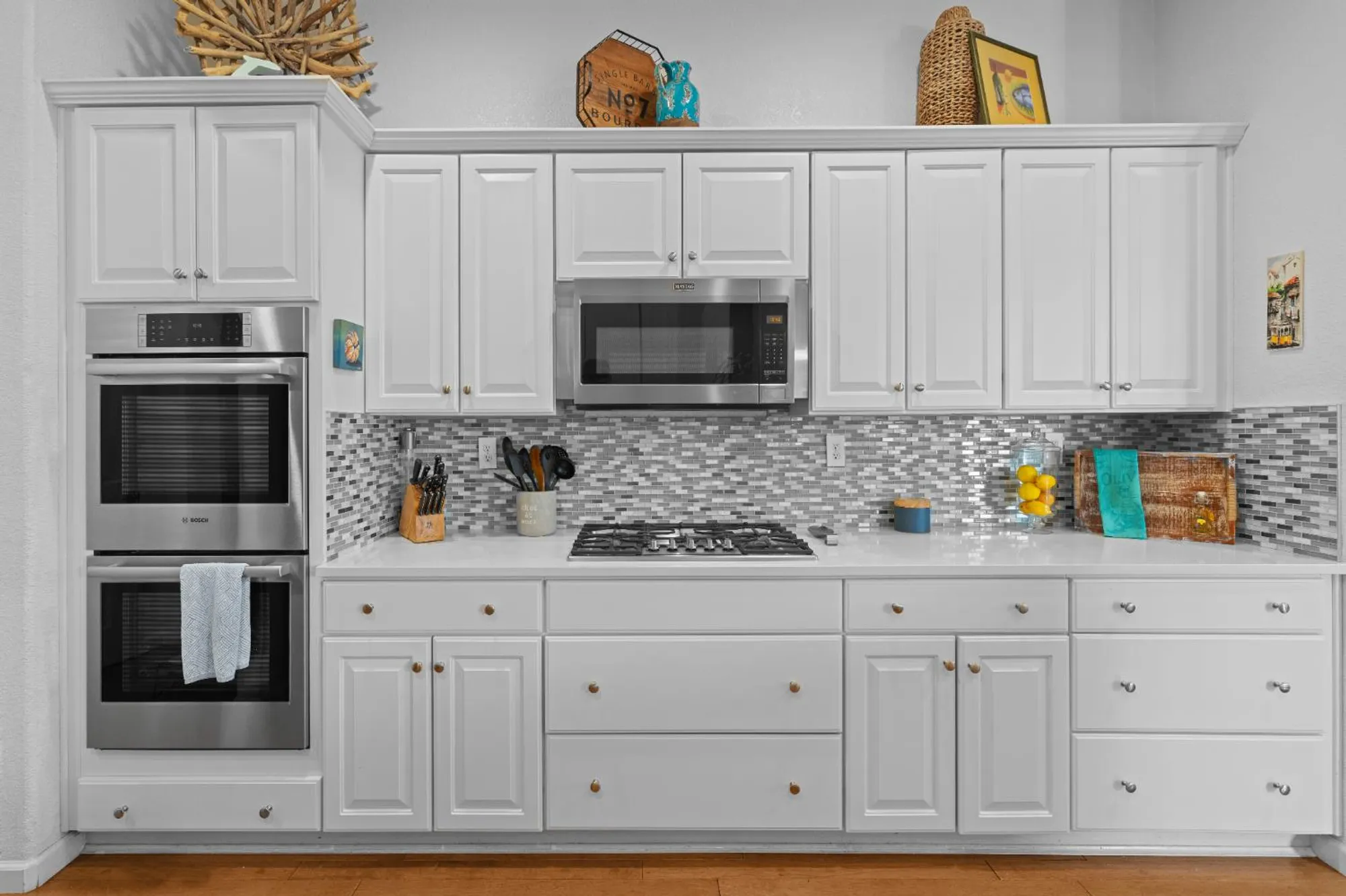 Property Slideshow image 2 of 36 | 7129 mule team way, Roseville, CA, 95747