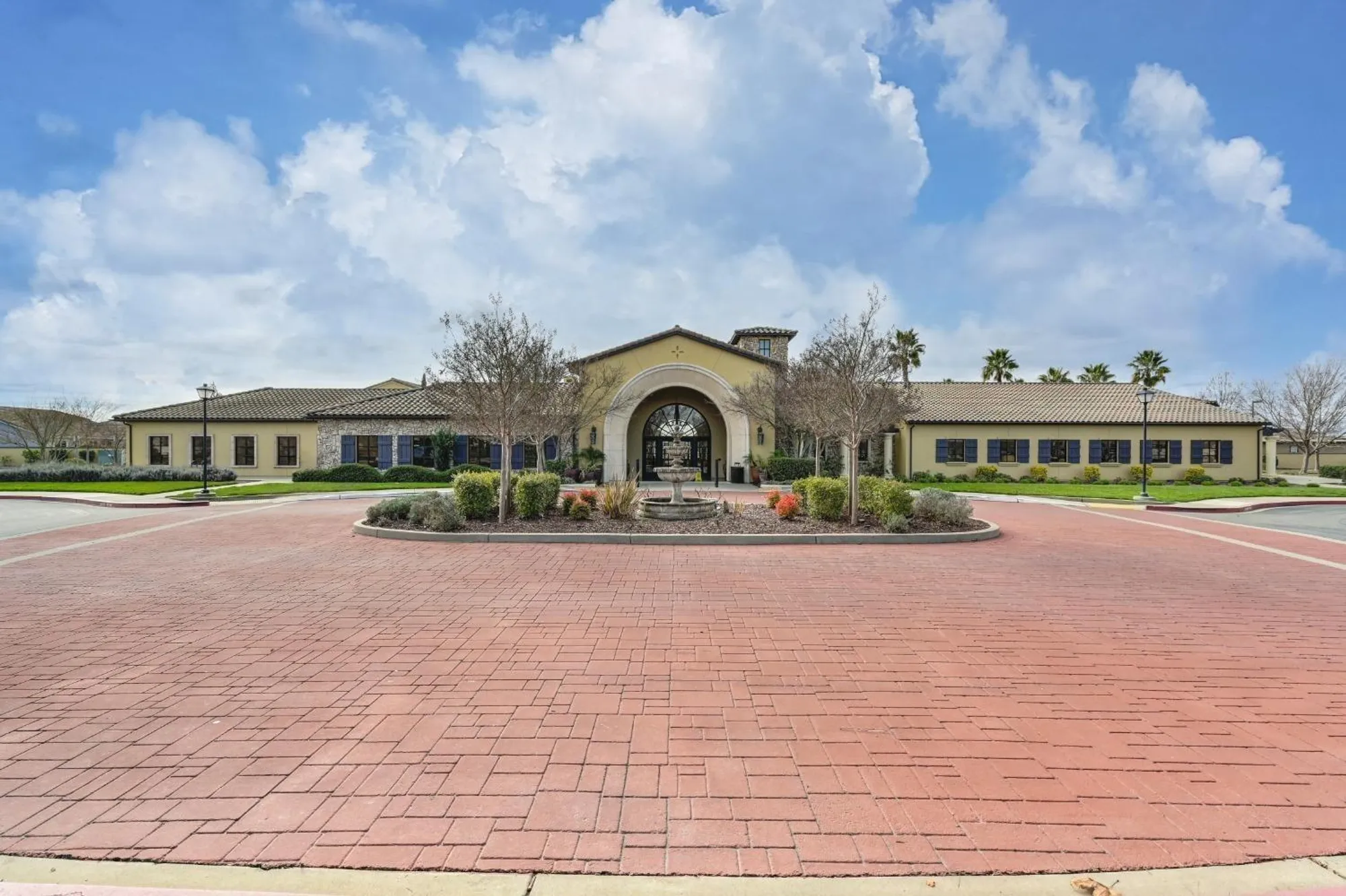 Property Slideshow image 23 of 30 | 4083 arco del paso ln, Sacramento, CA, 95834