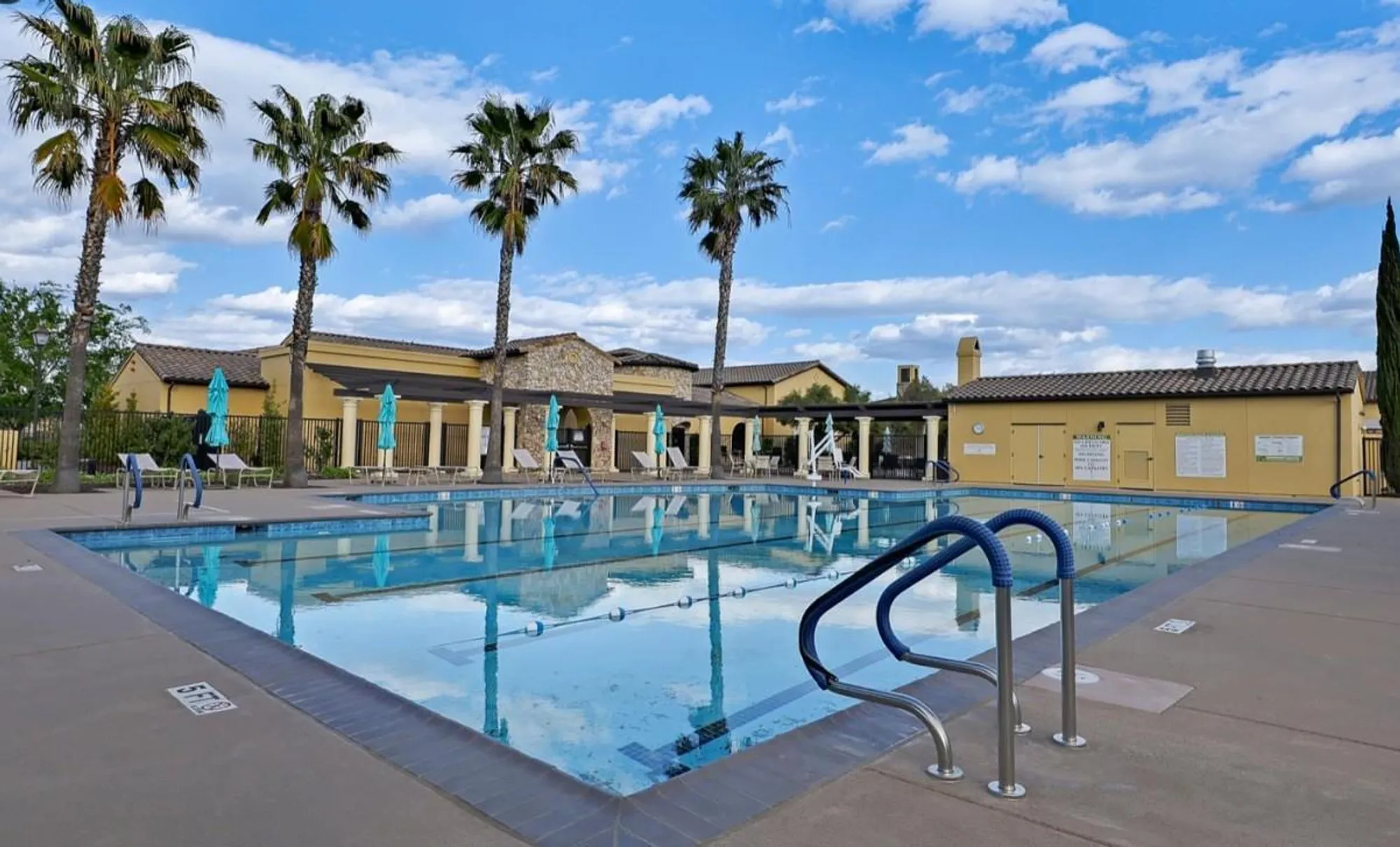 Property Slideshow image 29 of 30 | 4083 arco del paso ln, Sacramento, CA, 95834