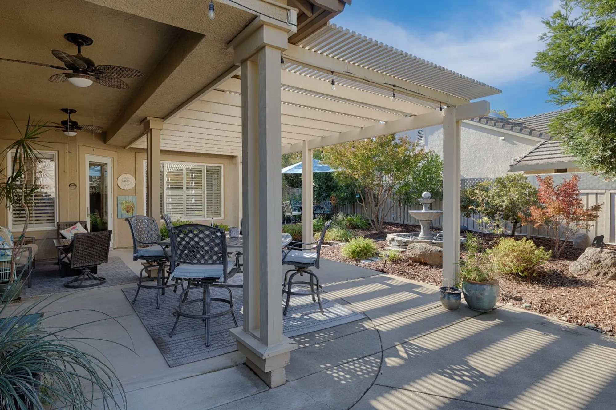 Property Slideshow image 15 of 36 | 7129 mule team way, Roseville, CA, 95747