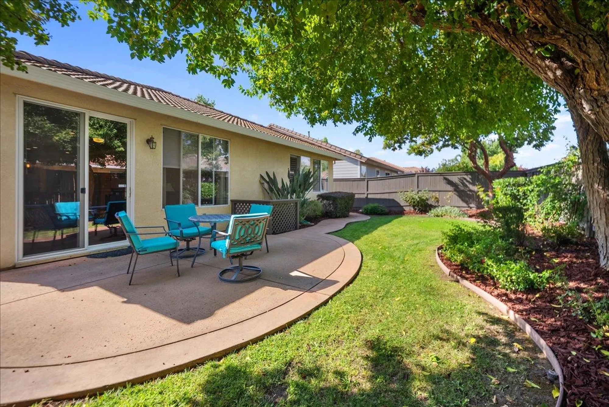 Property Slideshow image 20 of 30 | 2309 bay horse ln, Sacramento, CA, 95835