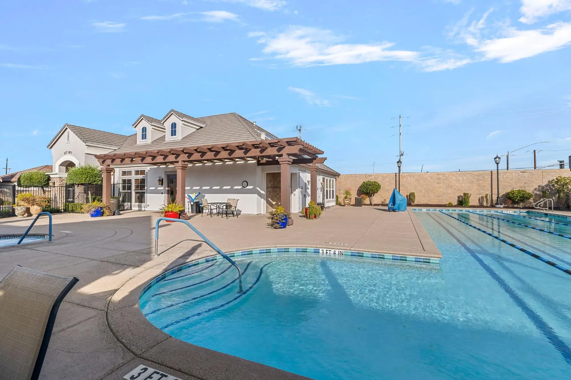 Property Slideshow image 32 of 38 | 7525 eldred way, Sacramento, CA, 95829