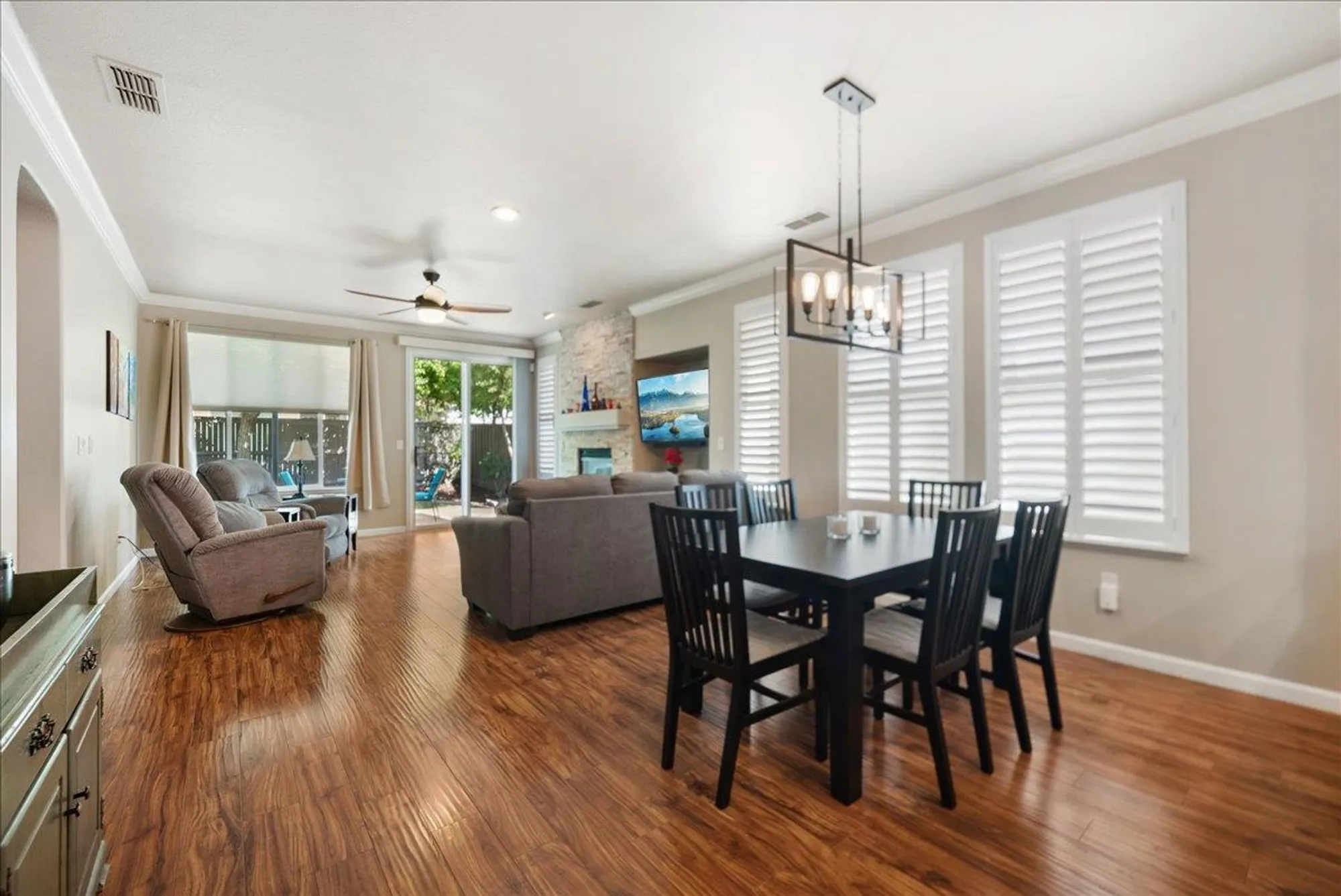 Property Slideshow image 8 of 30 | 2309 bay horse ln, Sacramento, CA, 95835