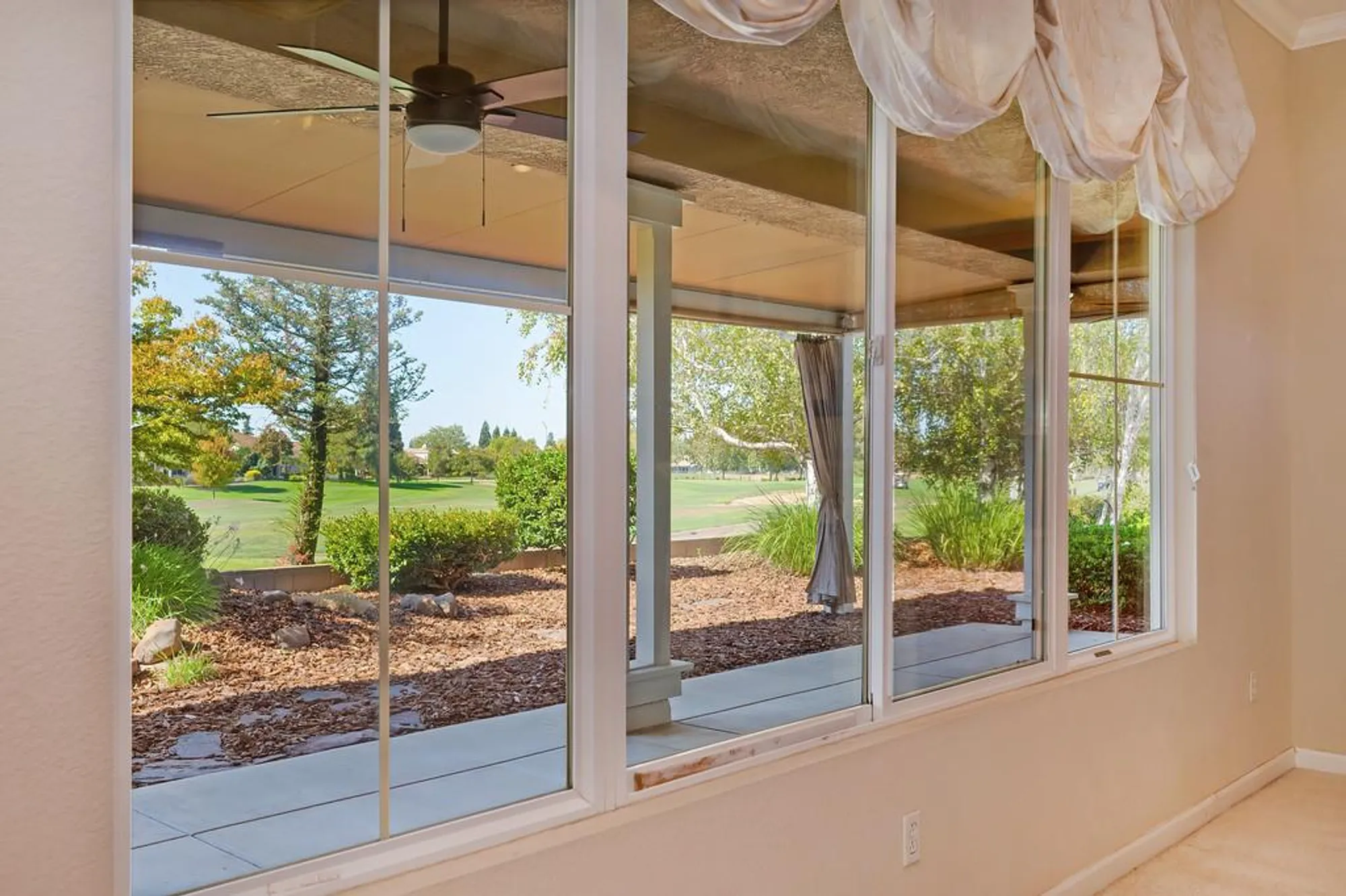 Property Slideshow image 14 of 39 | 6196 strawberry station loop, Roseville, CA, 95747