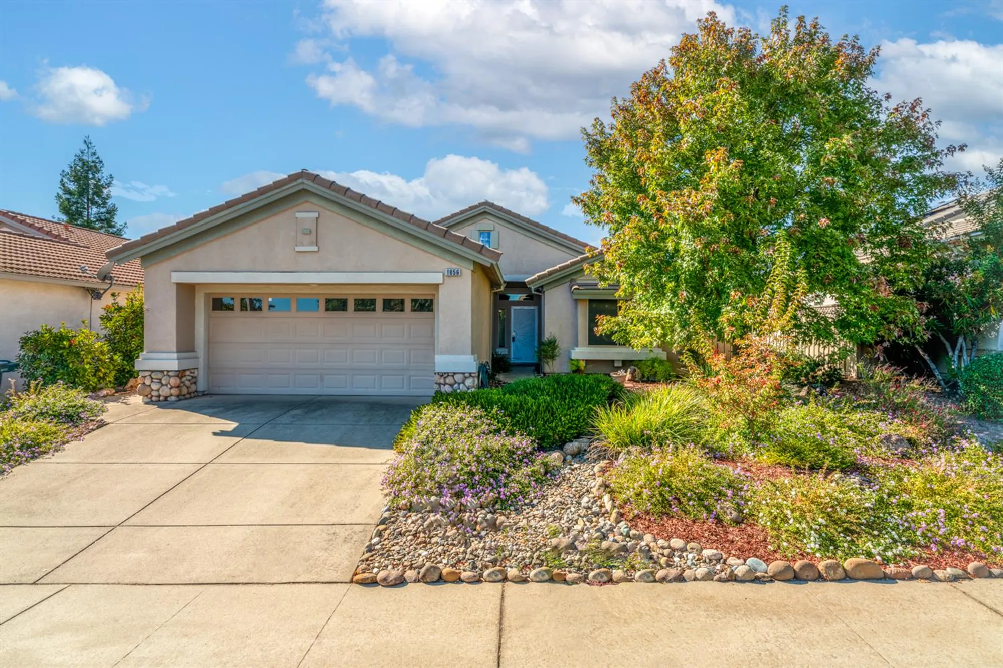 Property Slideshow image 2 of 45 | 1856 farmgate ln, Lincoln, CA, 95648