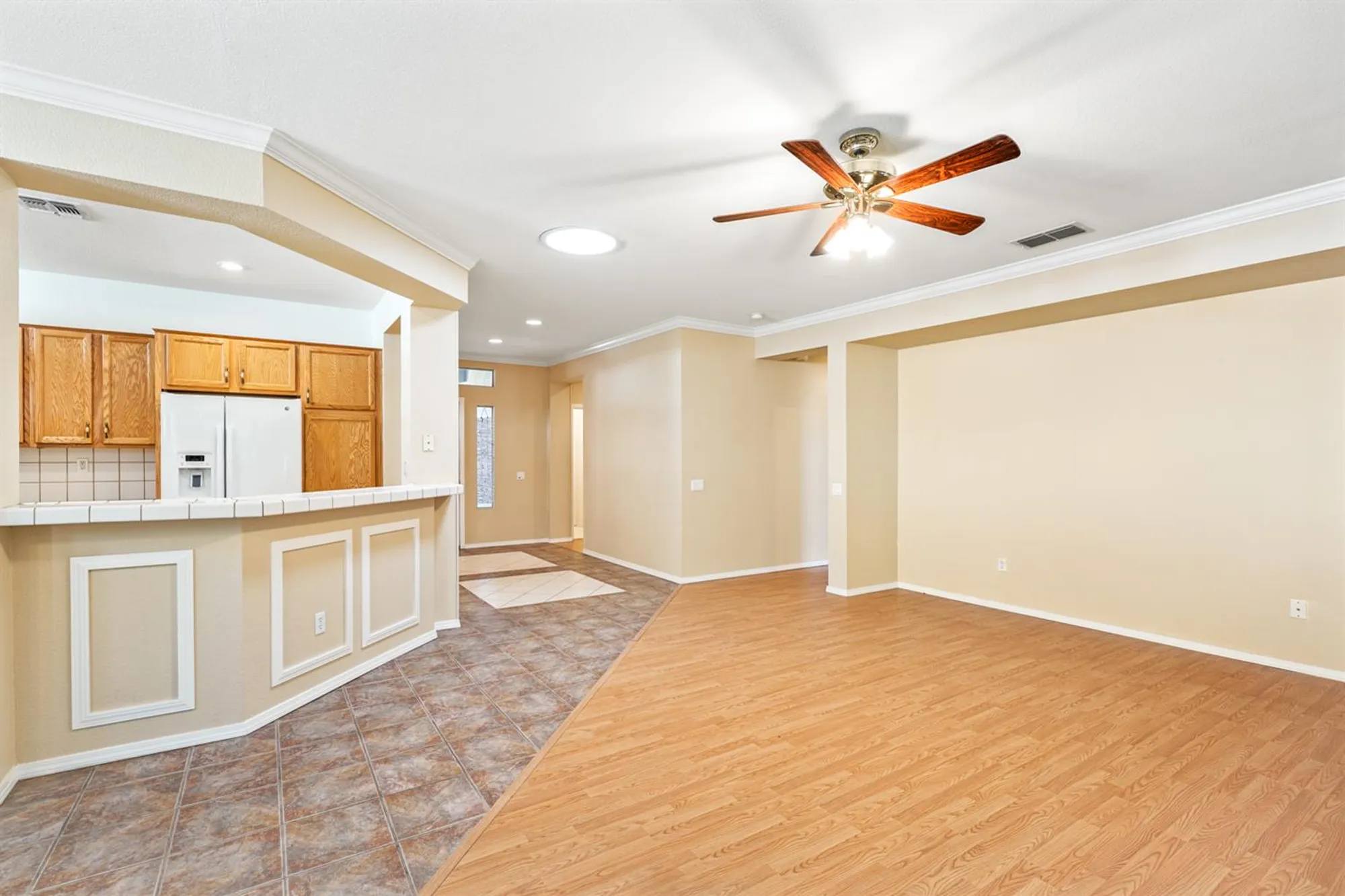 Property Slideshow image 6 of 45 | 1856 farmgate ln, Lincoln, CA, 95648