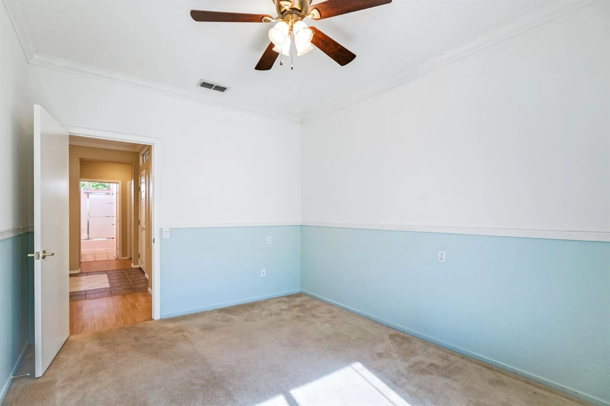 Property Slideshow image 23 of 45 | 1856 farmgate ln, Lincoln, CA, 95648