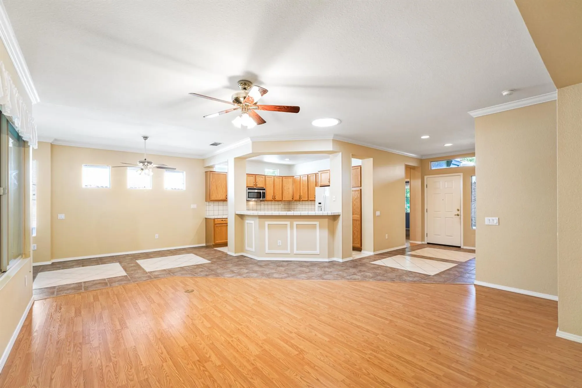 Property Slideshow image 4 of 45 | 1856 farmgate ln, Lincoln, CA, 95648