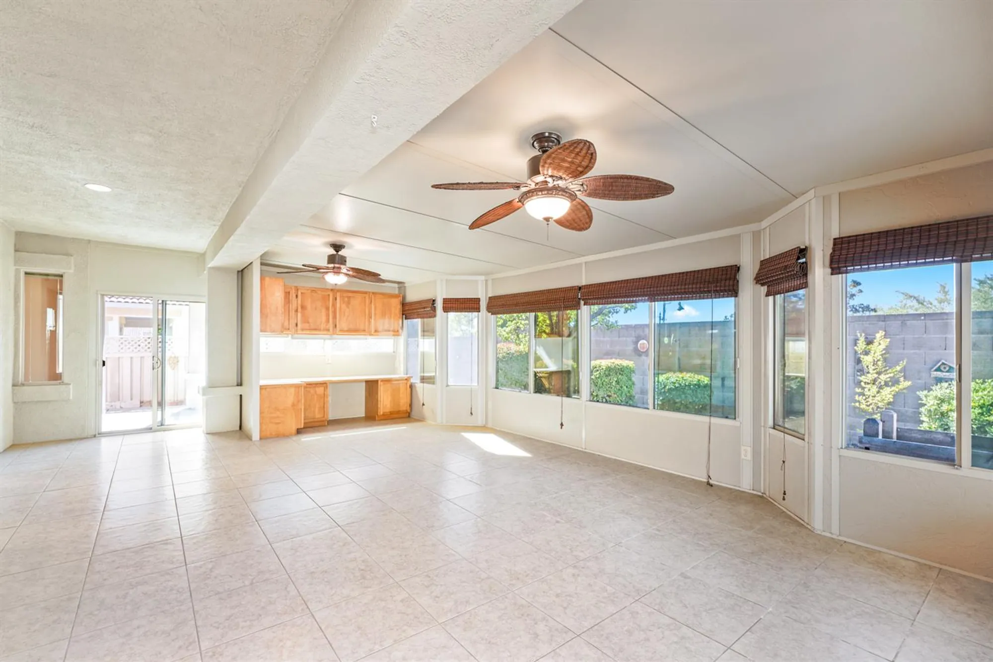 Property Slideshow image 12 of 45 | 1856 farmgate ln, Lincoln, CA, 95648