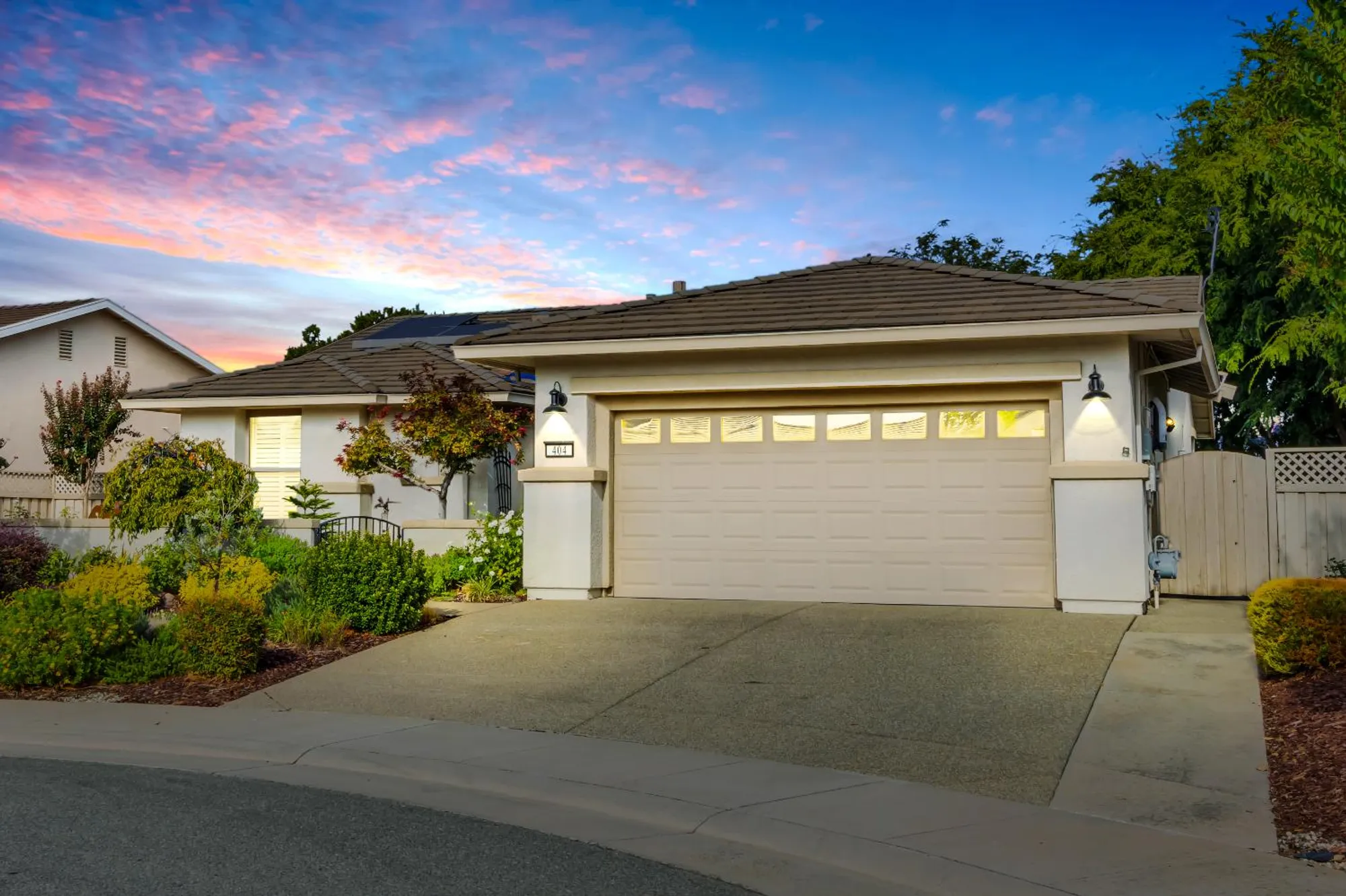 Property Slideshow image 2 of 50 | 404 mossy ct, Lincoln, CA, 95648