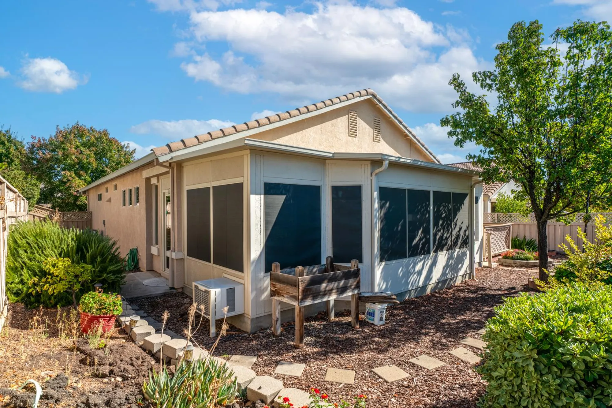 Property Slideshow image 36 of 45 | 1856 farmgate ln, Lincoln, CA, 95648