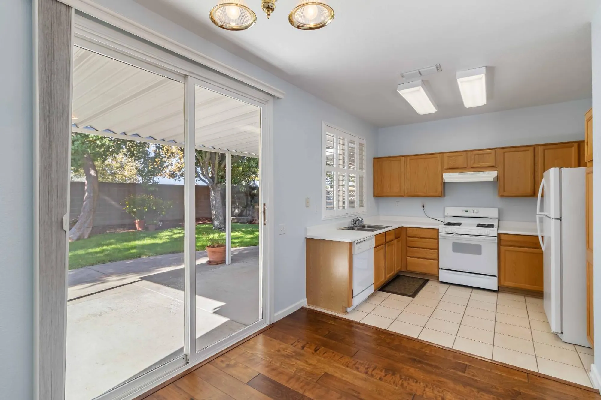 Property Slideshow image 9 of 22 | 7389 apple hollow loop, Roseville, CA, 95747