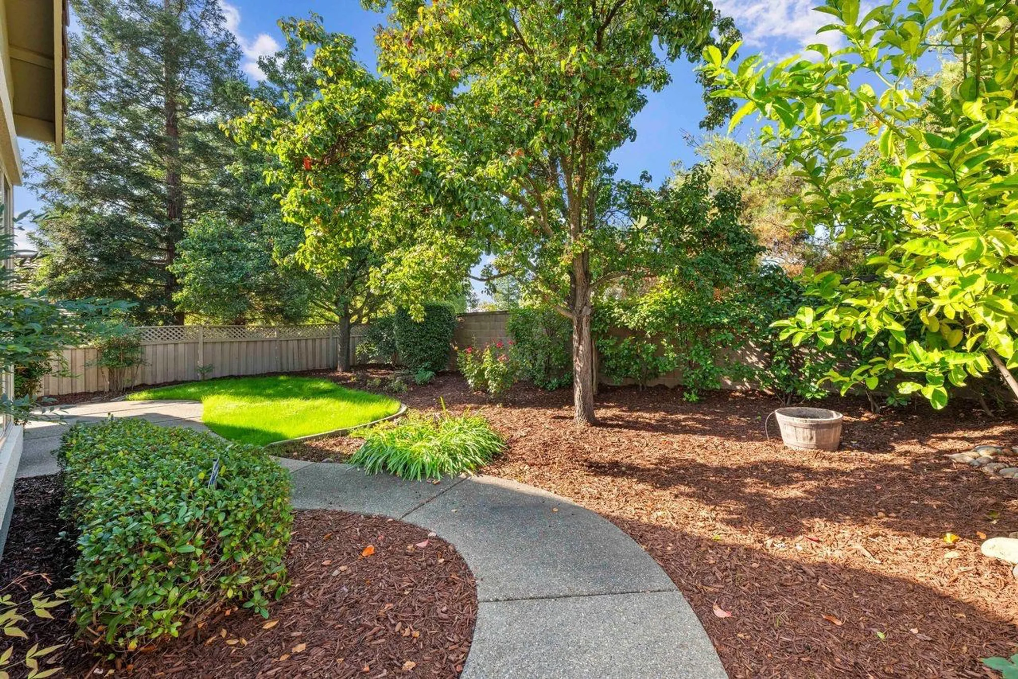 Property Slideshow image 18 of 19 | 1892 farmgate ln, Lincoln, CA, 95648
