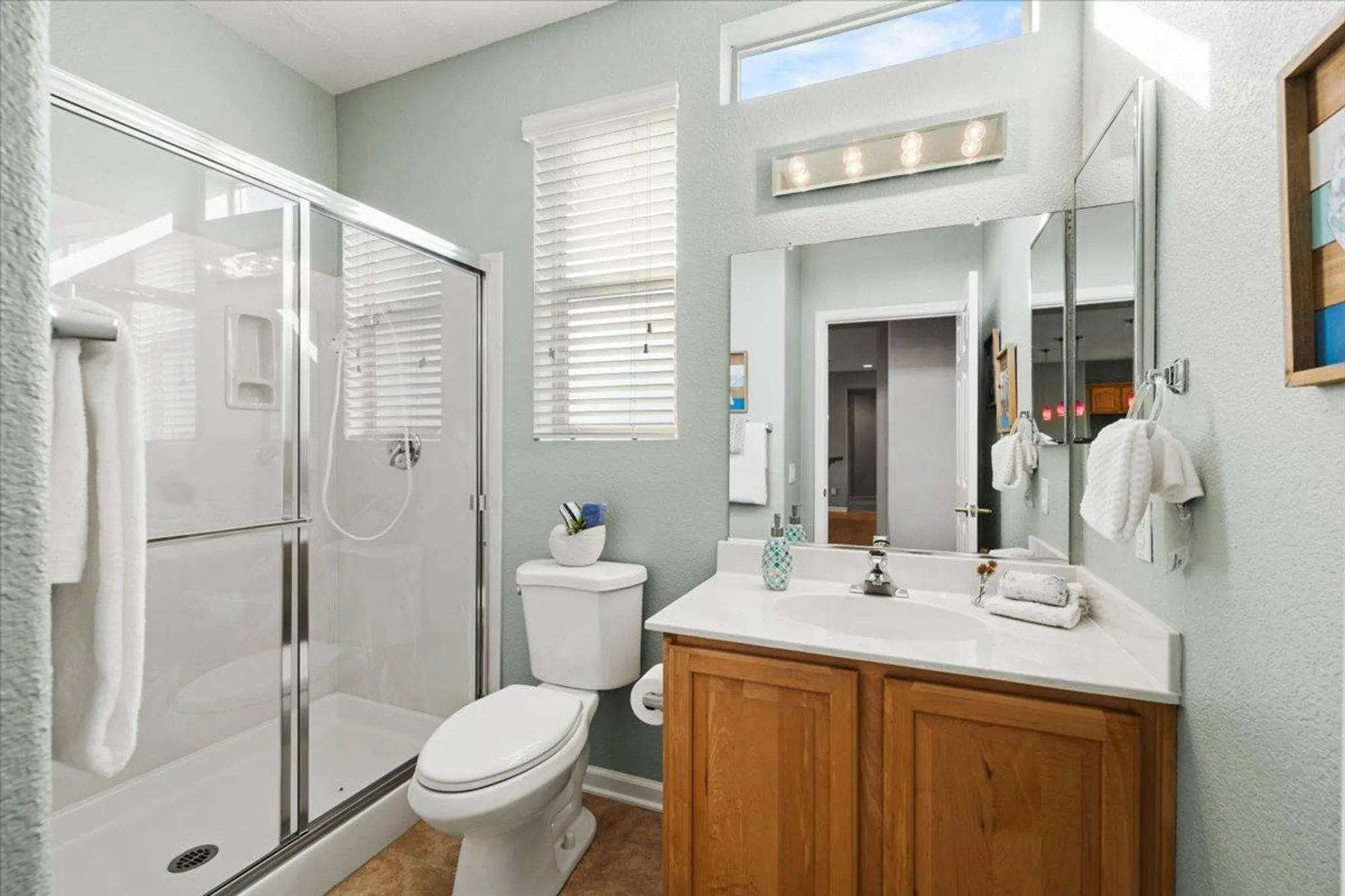 Property Slideshow image 30 of 34 | 1816 barn valley ln, Lincoln, CA, 95648