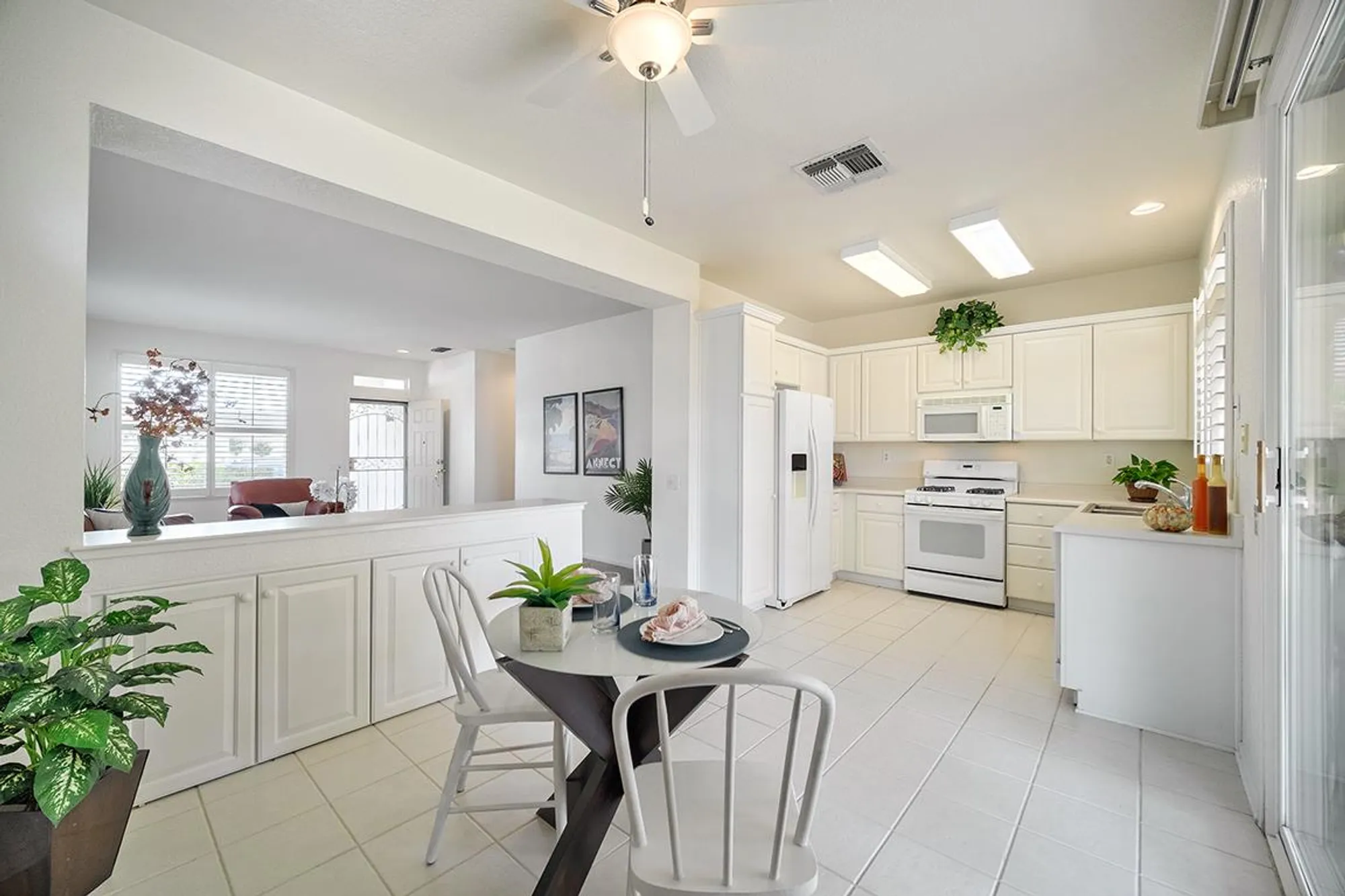 Property Slideshow image 4 of 42 | 221 silver strike ct, Roseville, CA, 95747