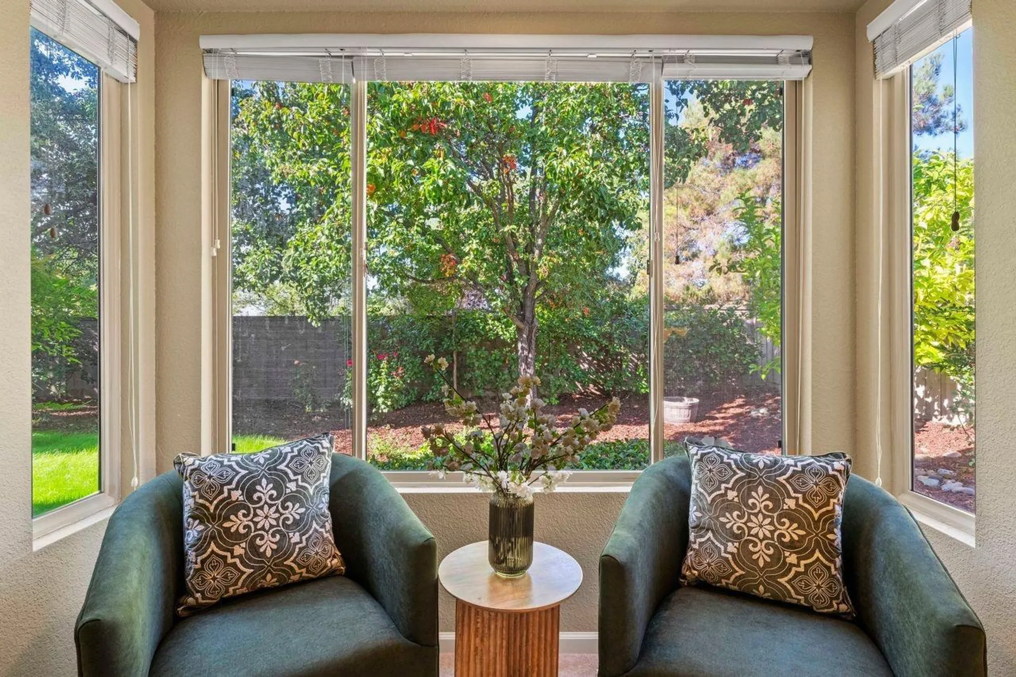 Property Slideshow image 10 of 19 | 1892 farmgate ln, Lincoln, CA, 95648