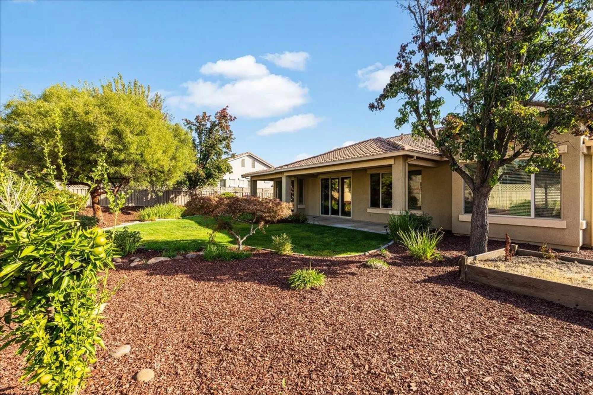 Property Slideshow image 5 of 34 | 1816 barn valley ln, Lincoln, CA, 95648