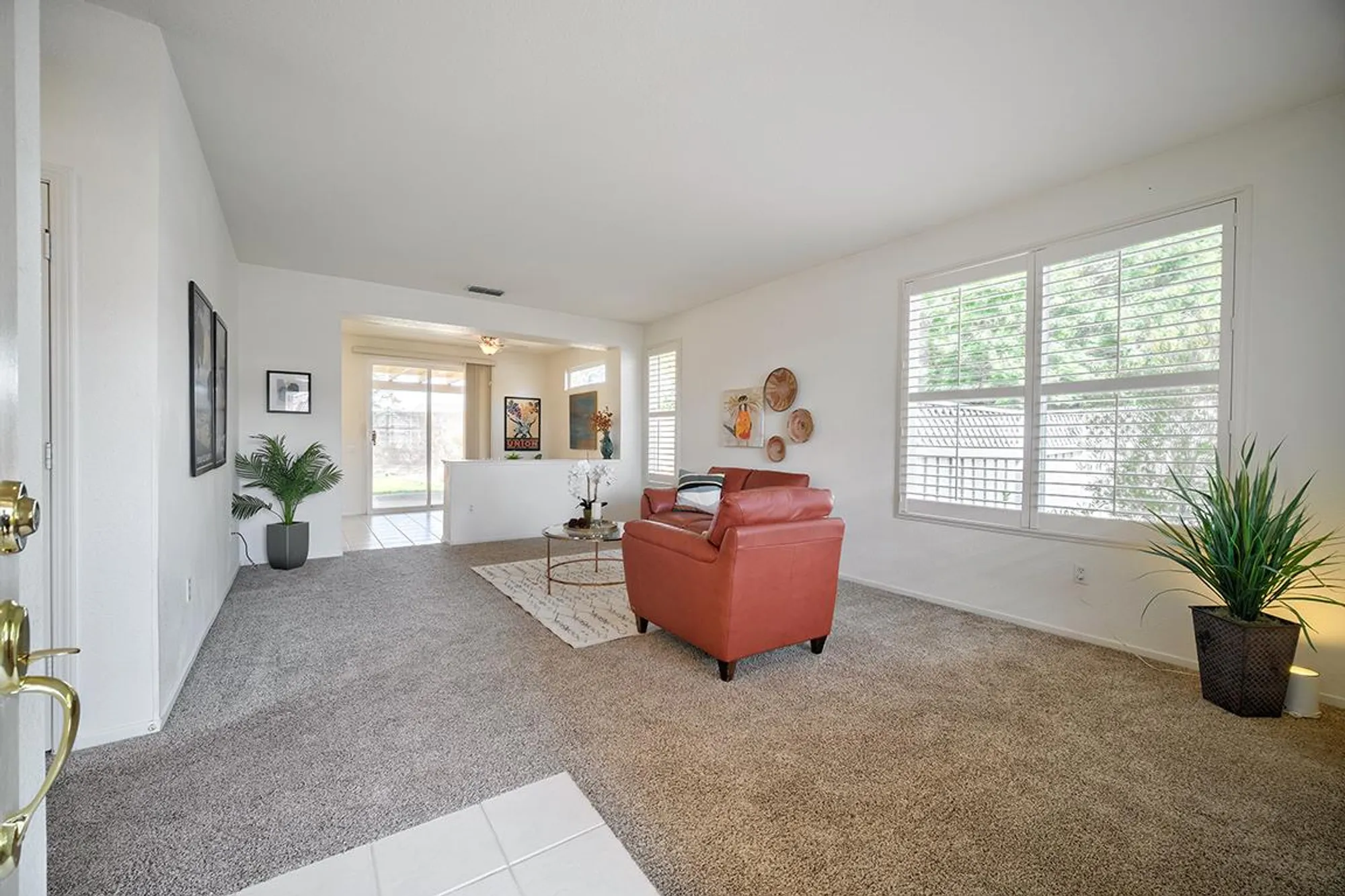 Property Slideshow image 17 of 42 | 221 silver strike ct, Roseville, CA, 95747