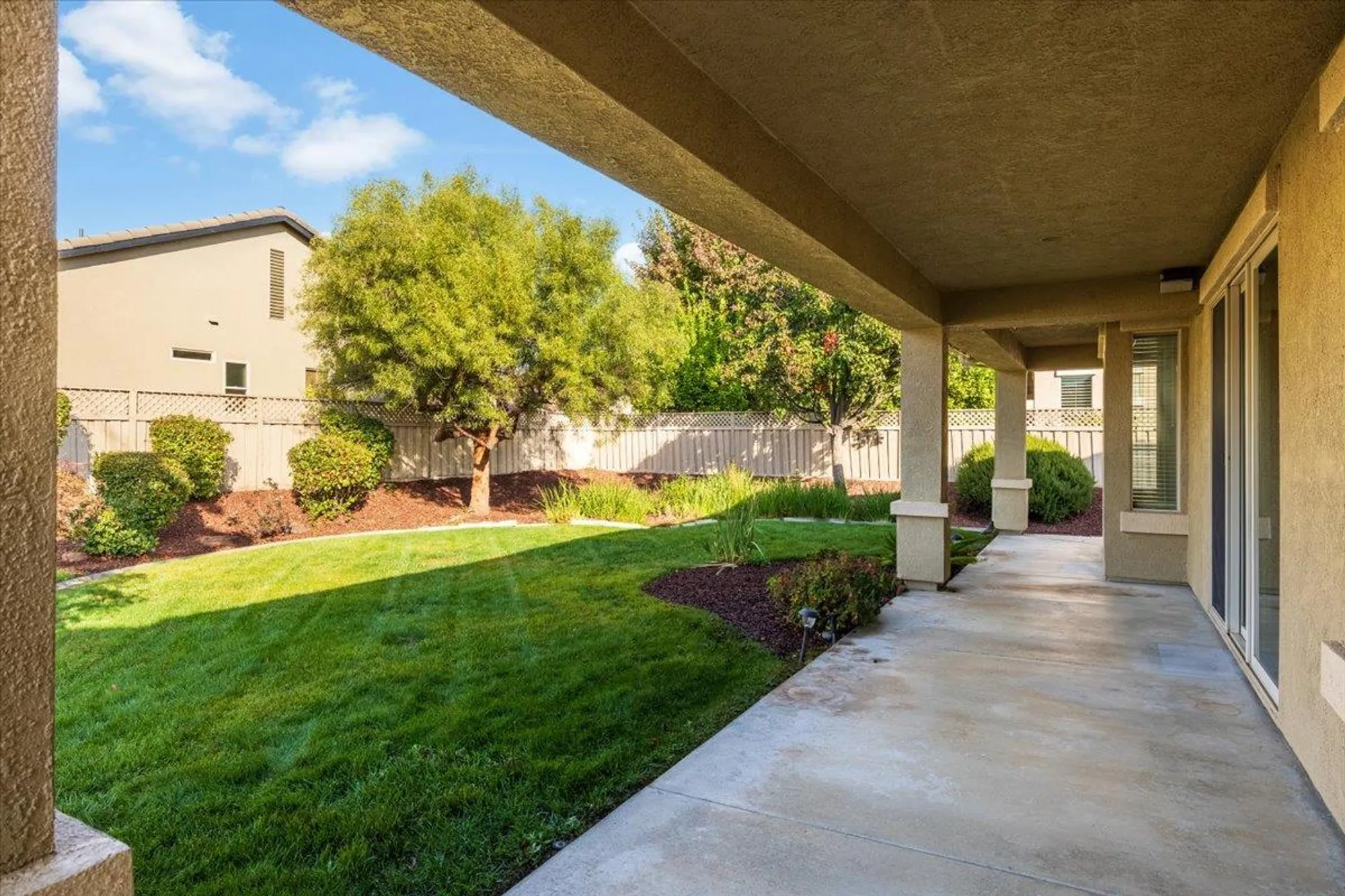 Property Slideshow image 3 of 34 | 1816 barn valley ln, Lincoln, CA, 95648