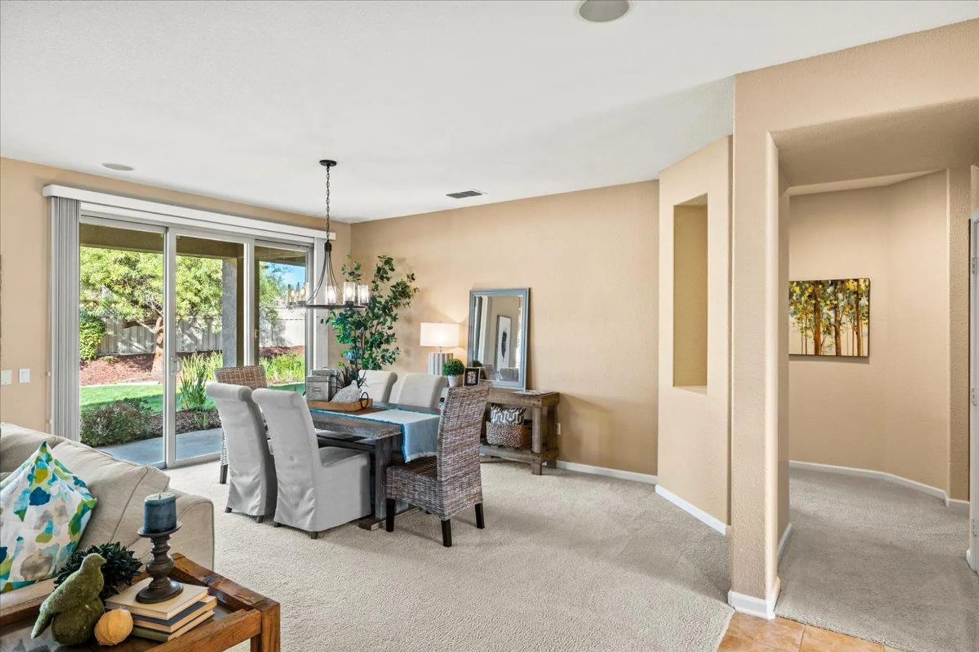Property Slideshow image 9 of 34 | 1816 barn valley ln, Lincoln, CA, 95648