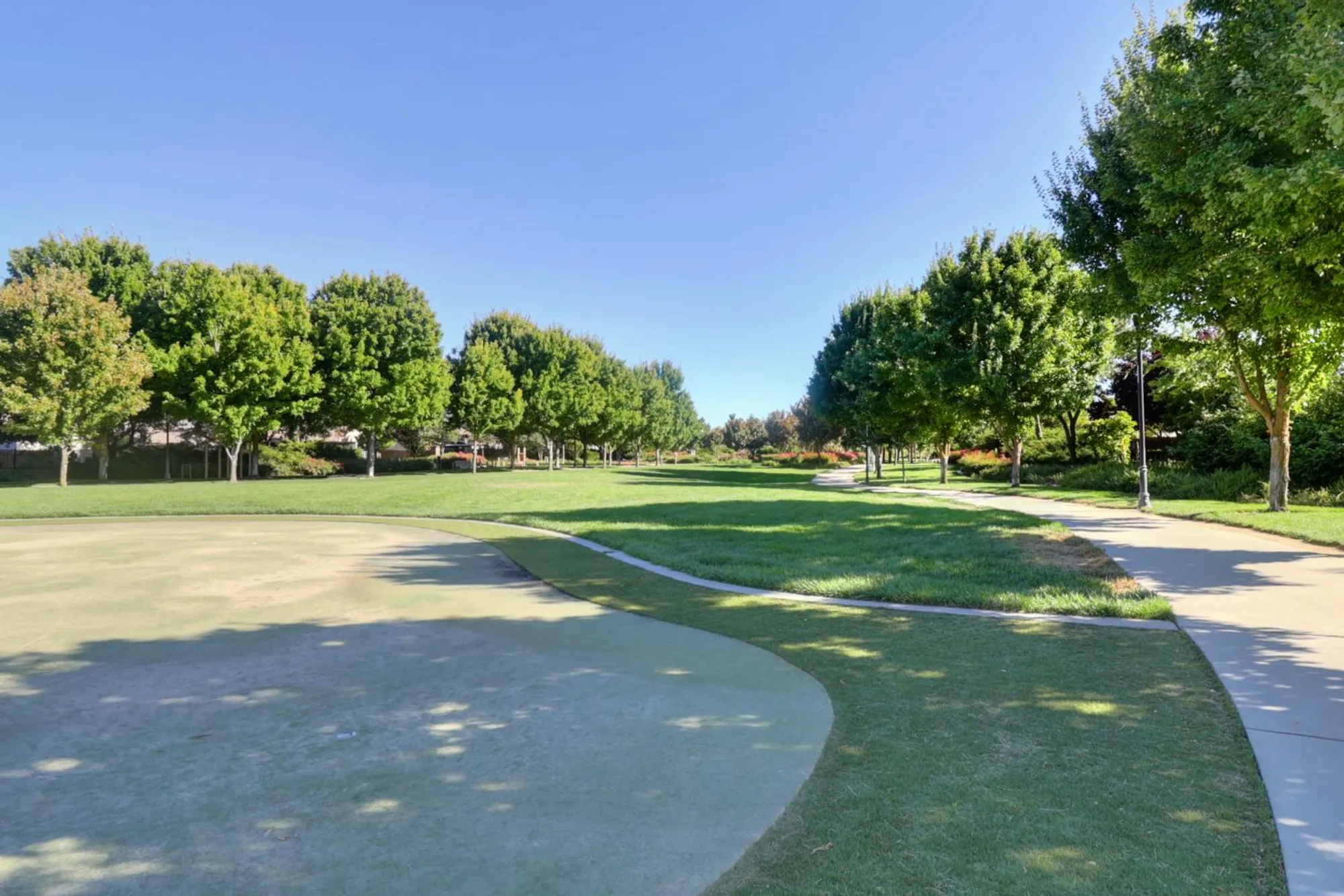 Property Slideshow image 64 of 64 | 9590 oakham way, Elk Grove, CA, 95757