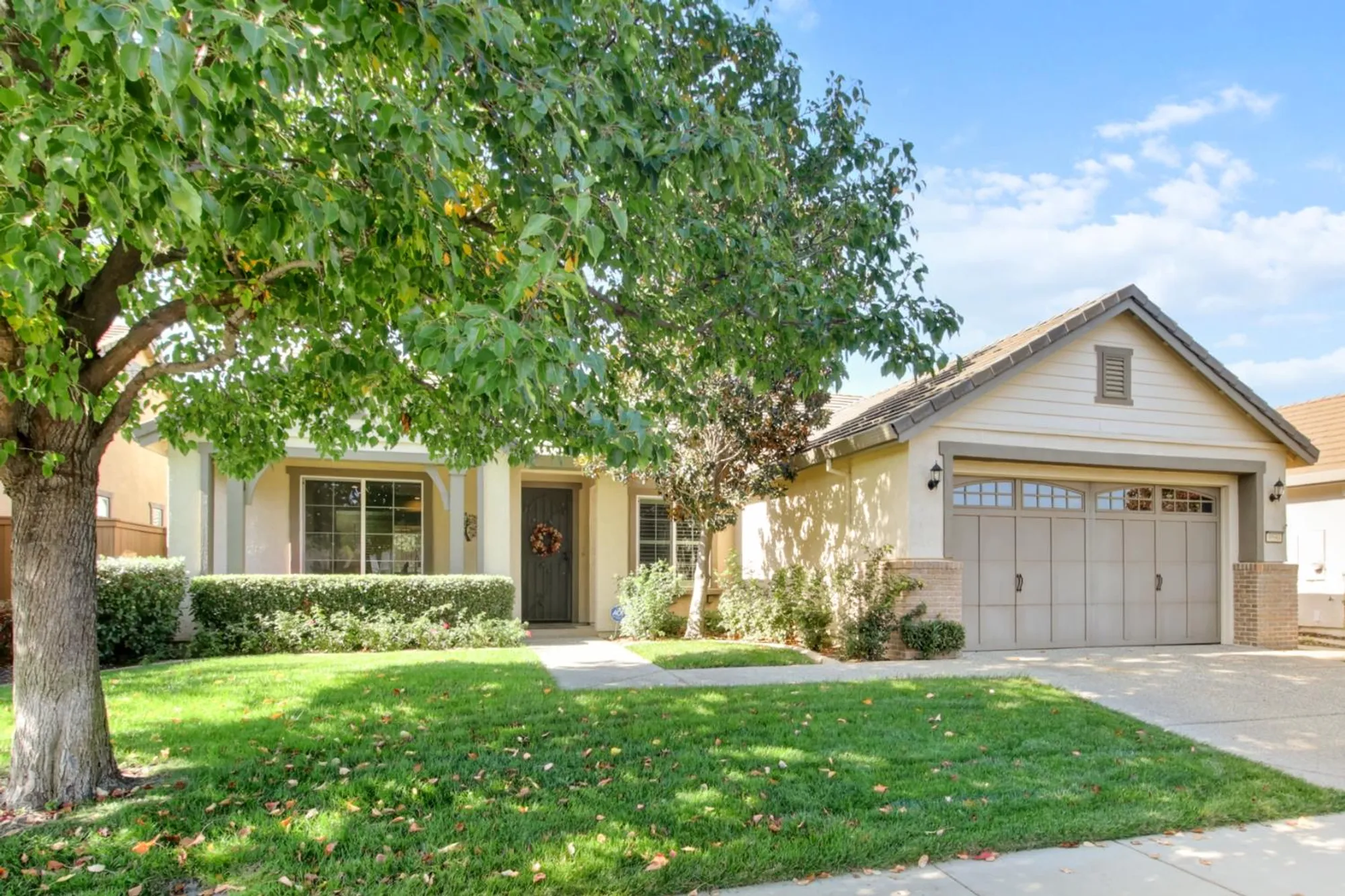 Property Slideshow image 48 of 64 | 9590 oakham way, Elk Grove, CA, 95757