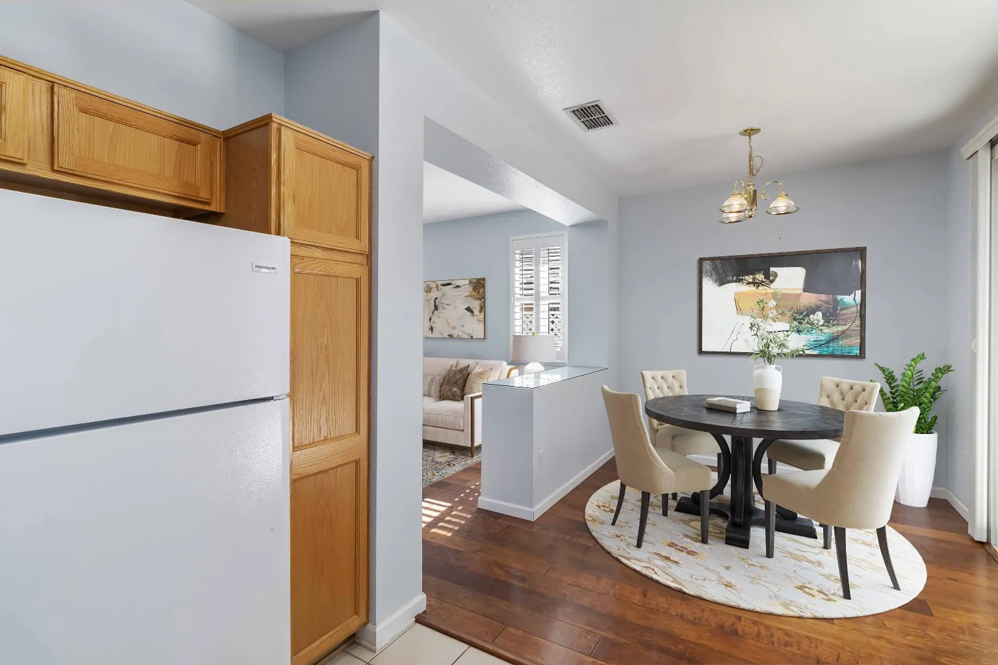 Property Slideshow image 6 of 22 | 7389 apple hollow loop, Roseville, CA, 95747
