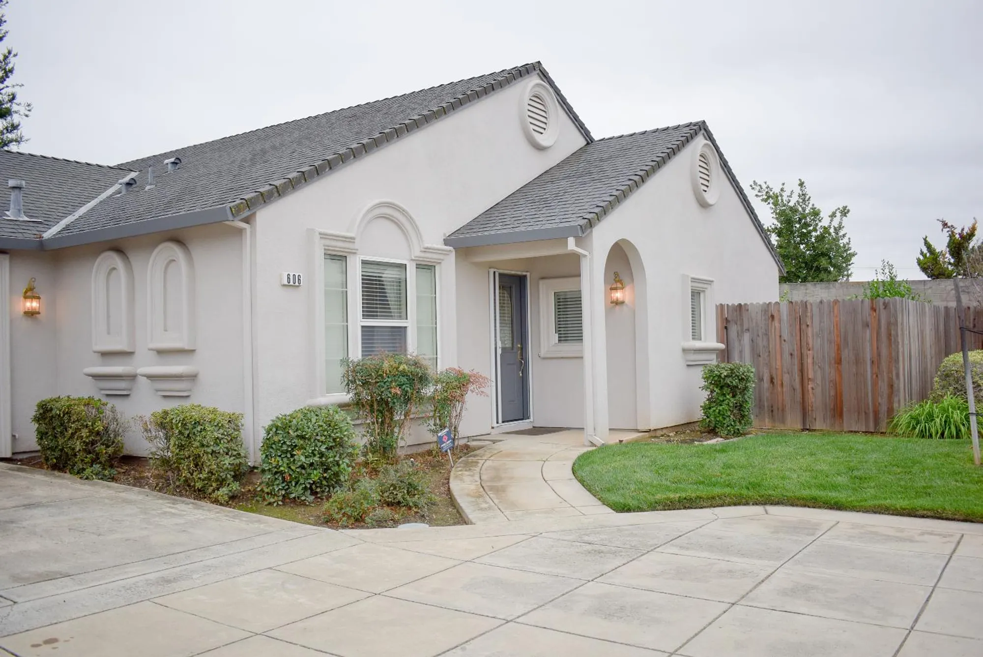 Property Slideshow image 15 of 15 | 606 village dr, Galt, CA, 95632