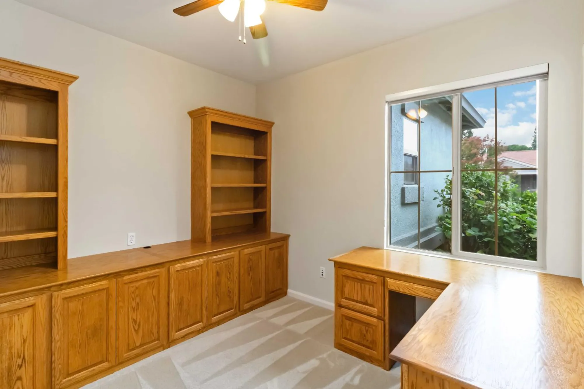 Property Slideshow image 14 of 26 | 1709 cottage rose ln, Lincoln, CA, 95648