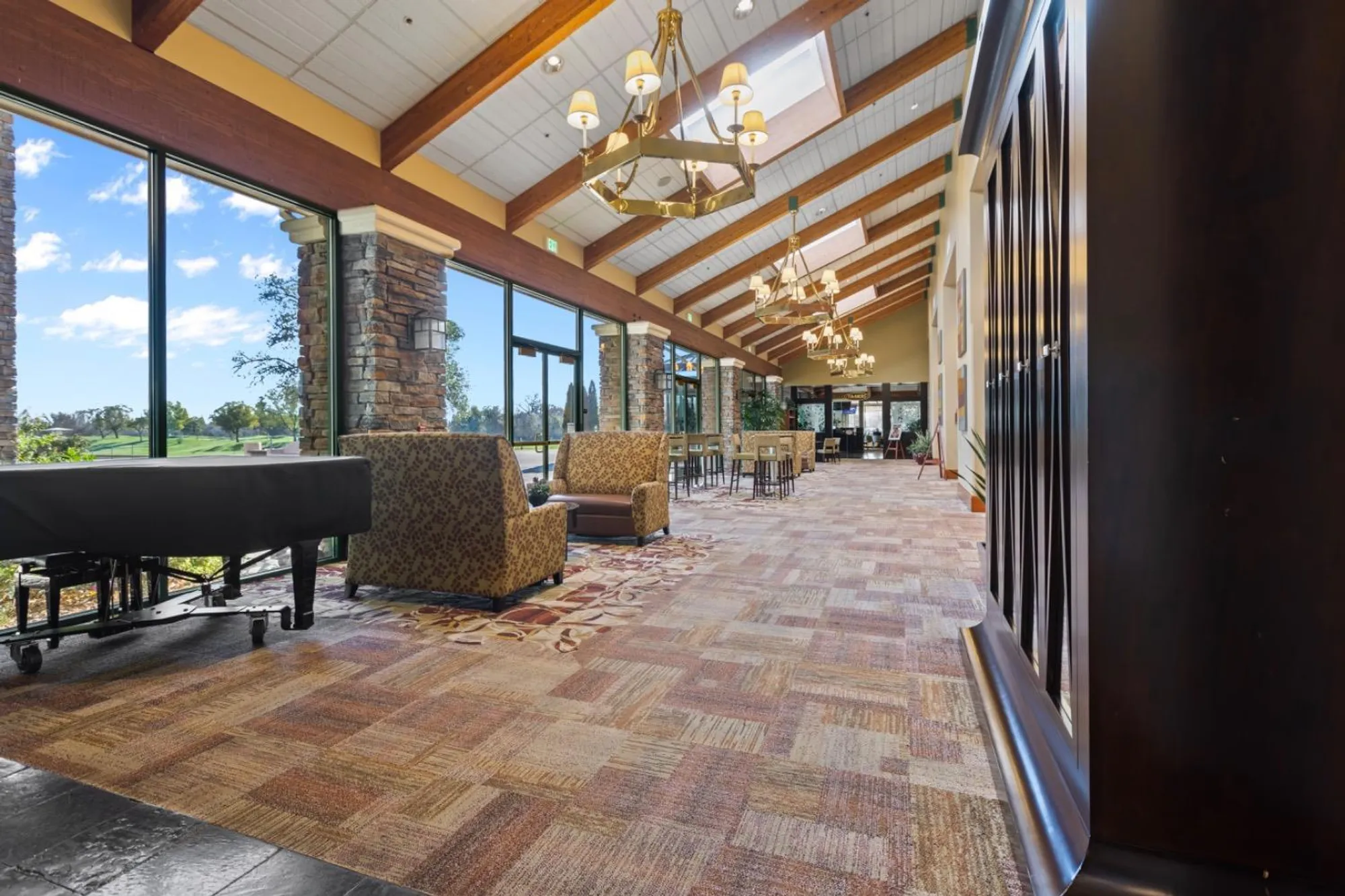 Property Slideshow image 34 of 39 | 6196 strawberry station loop, Roseville, CA, 95747