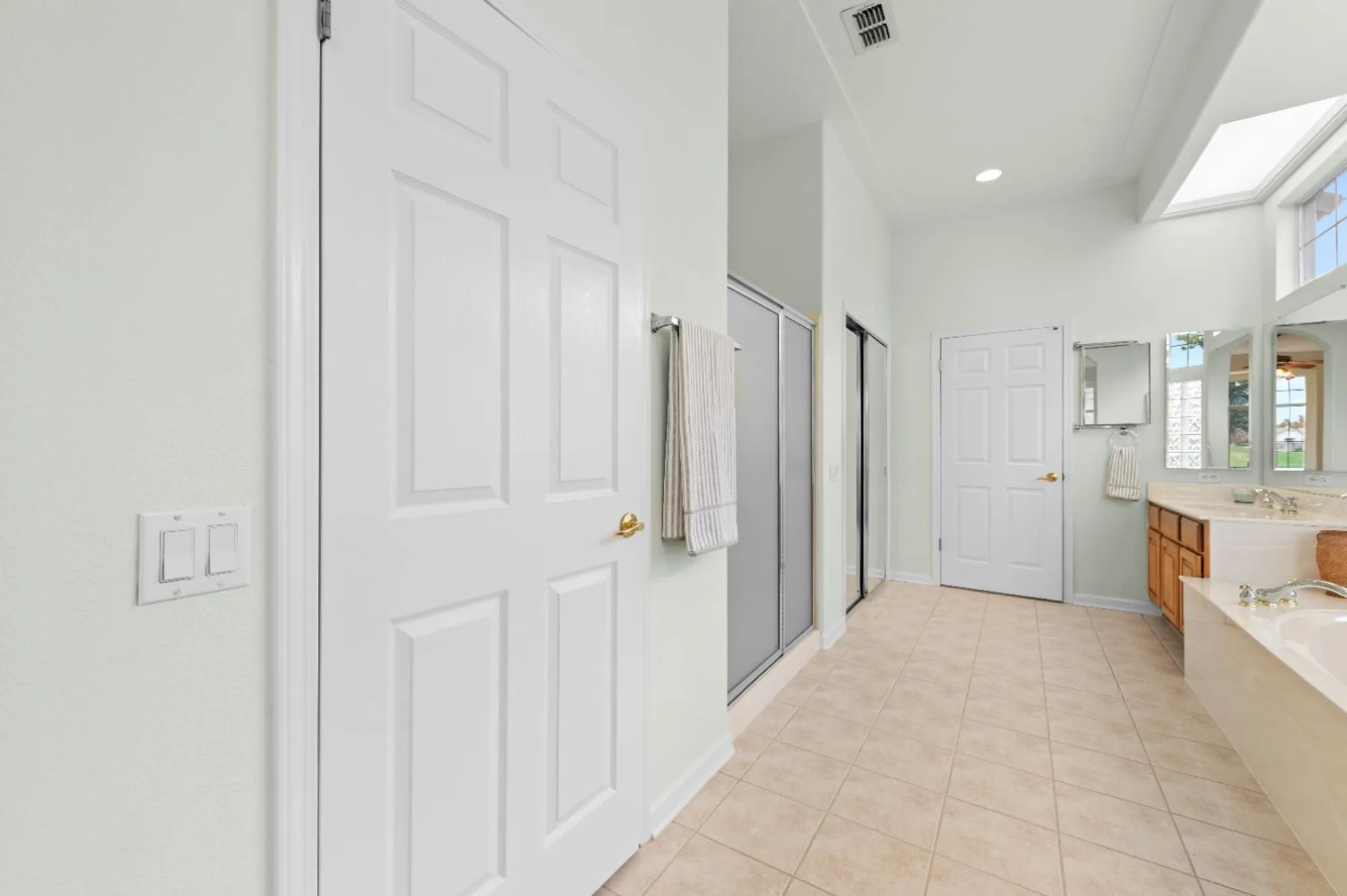 Property Slideshow image 33 of 42 | 7372 goose meadows way, Roseville, CA, 95747