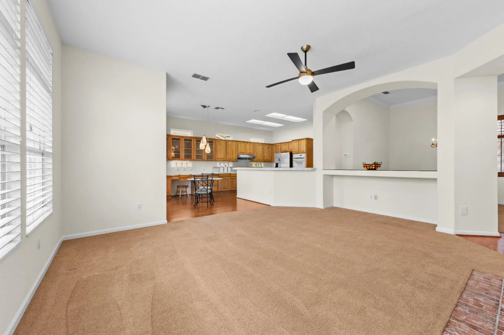Property Slideshow image 11 of 42 | 7372 goose meadows way, Roseville, CA, 95747