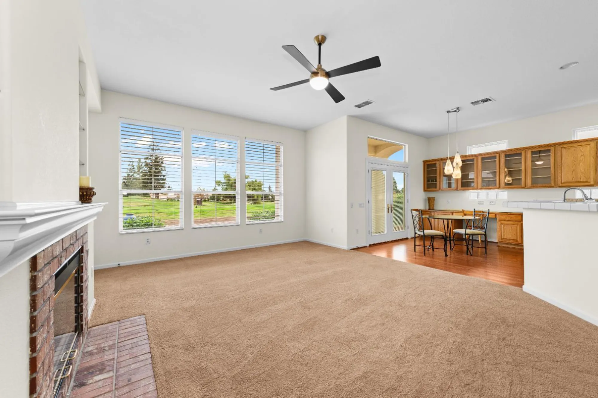 Property Slideshow image 10 of 42 | 7372 goose meadows way, Roseville, CA, 95747