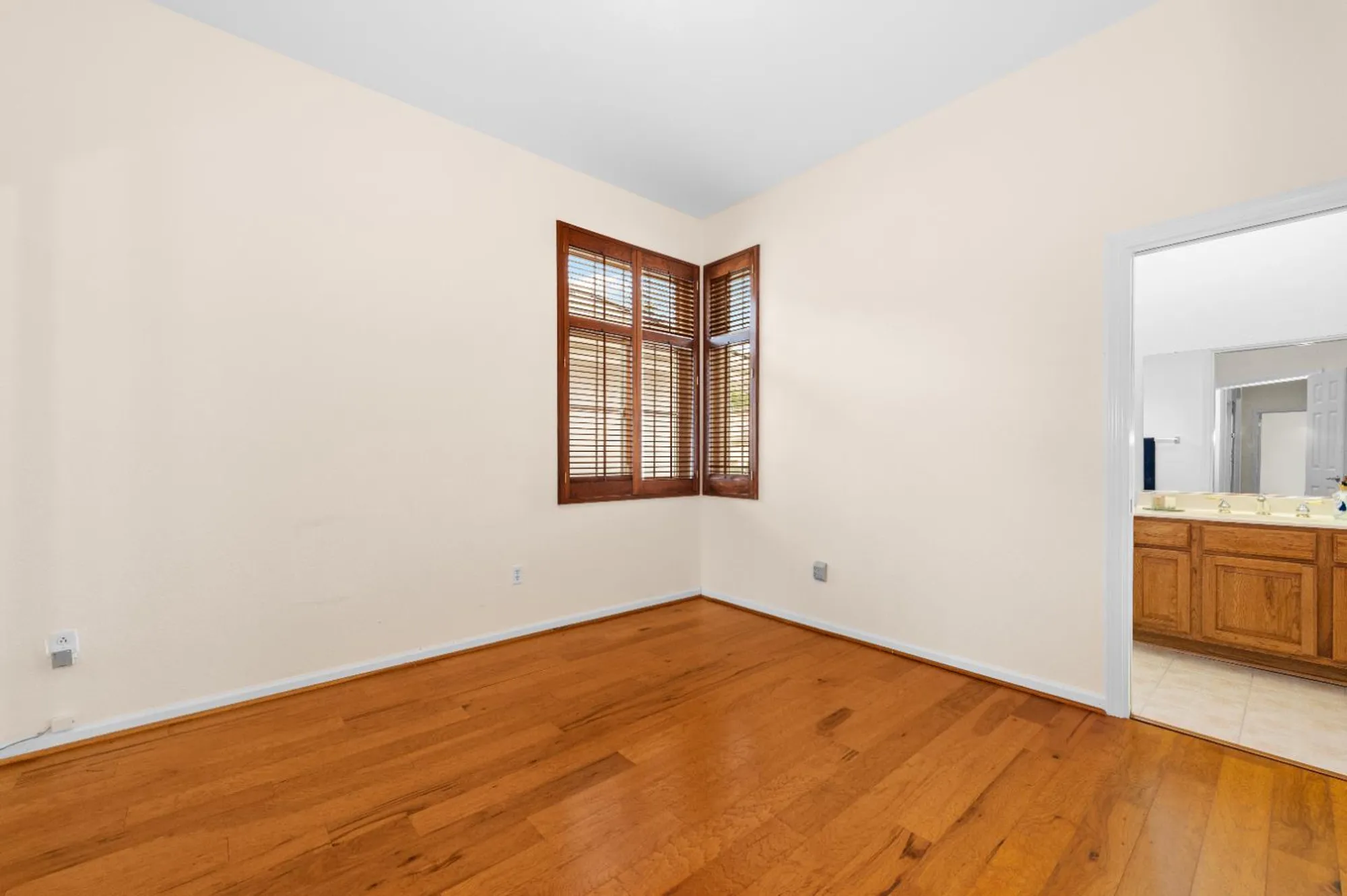 Property Slideshow image 24 of 42 | 7372 goose meadows way, Roseville, CA, 95747