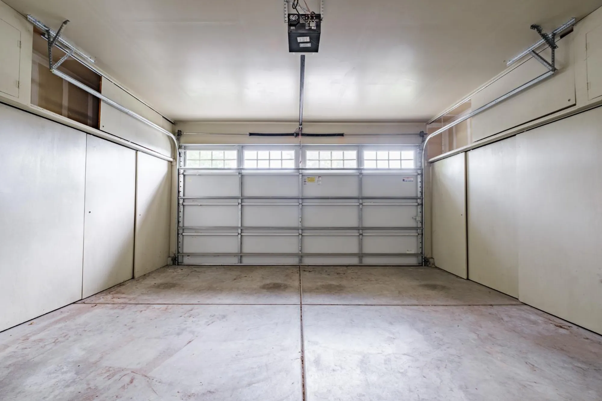 Property Slideshow image 48 of 67 | 9817 westminster way, Elk Grove, CA, 95757
