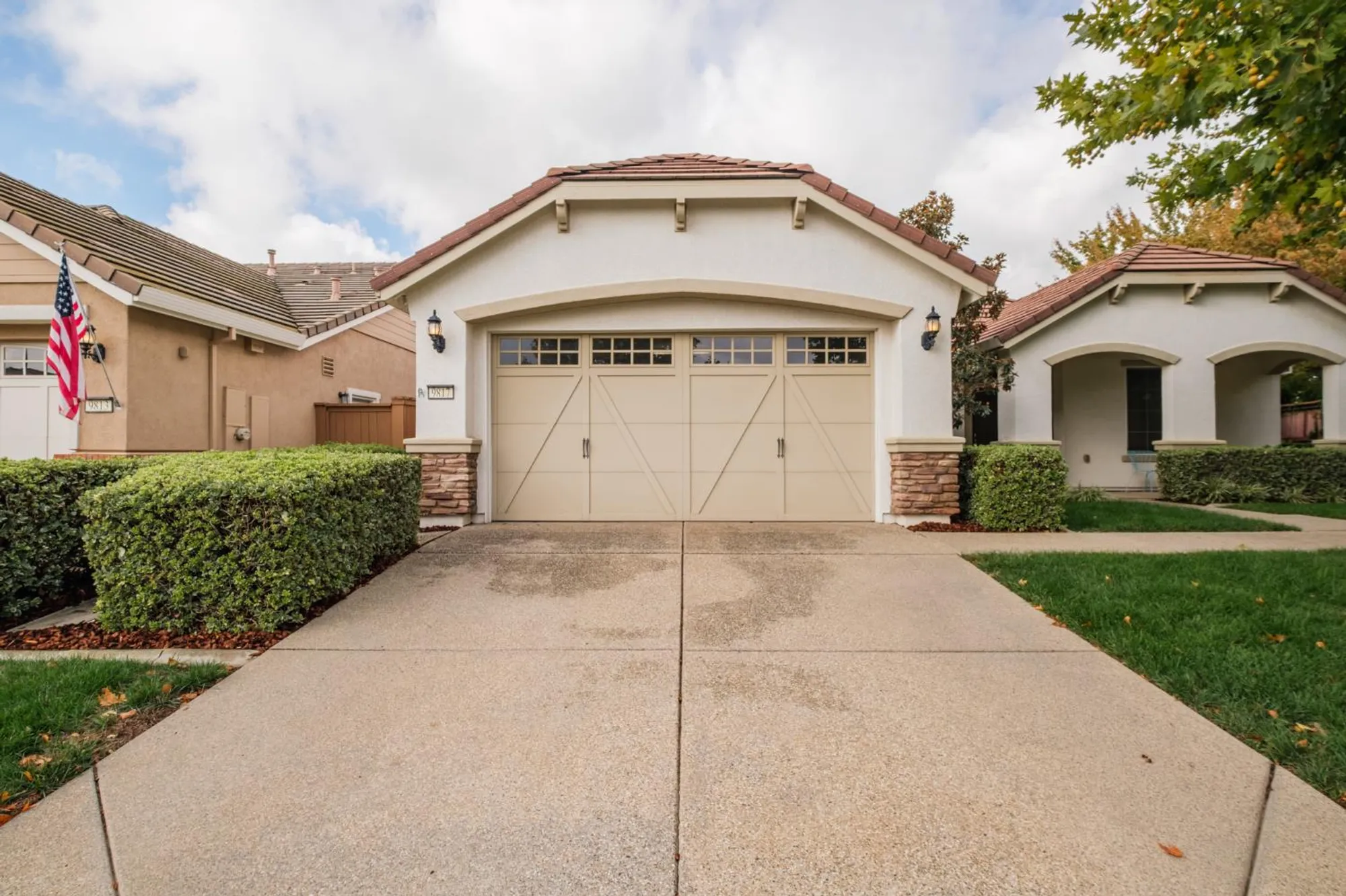 Property Slideshow image 5 of 67 | 9817 westminster way, Elk Grove, CA, 95757
