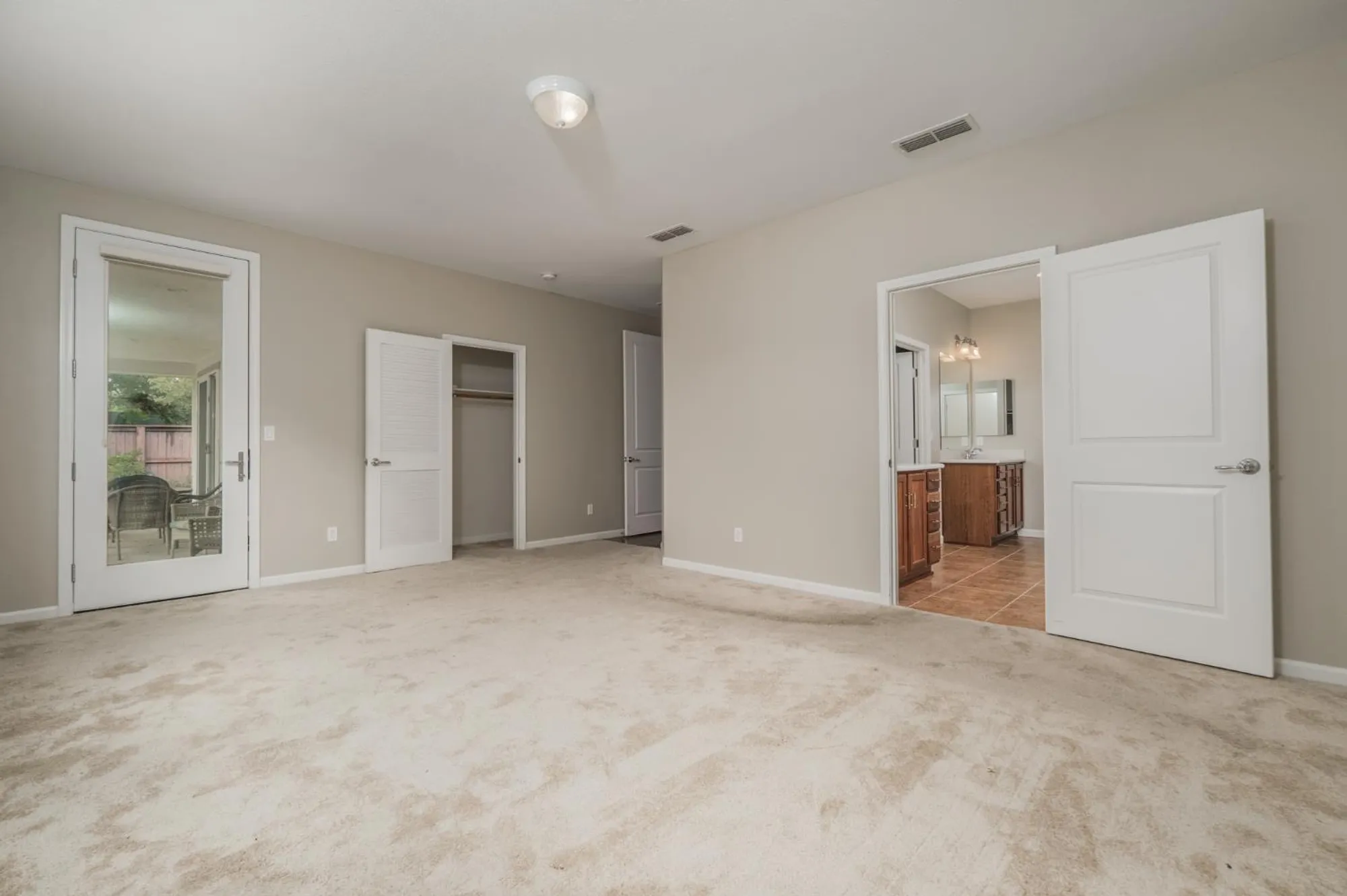 Property Slideshow image 39 of 67 | 9817 westminster way, Elk Grove, CA, 95757