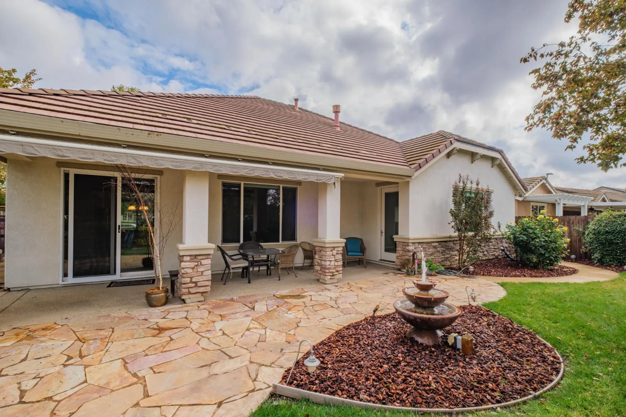 Property Slideshow image 50 of 67 | 9817 westminster way, Elk Grove, CA, 95757