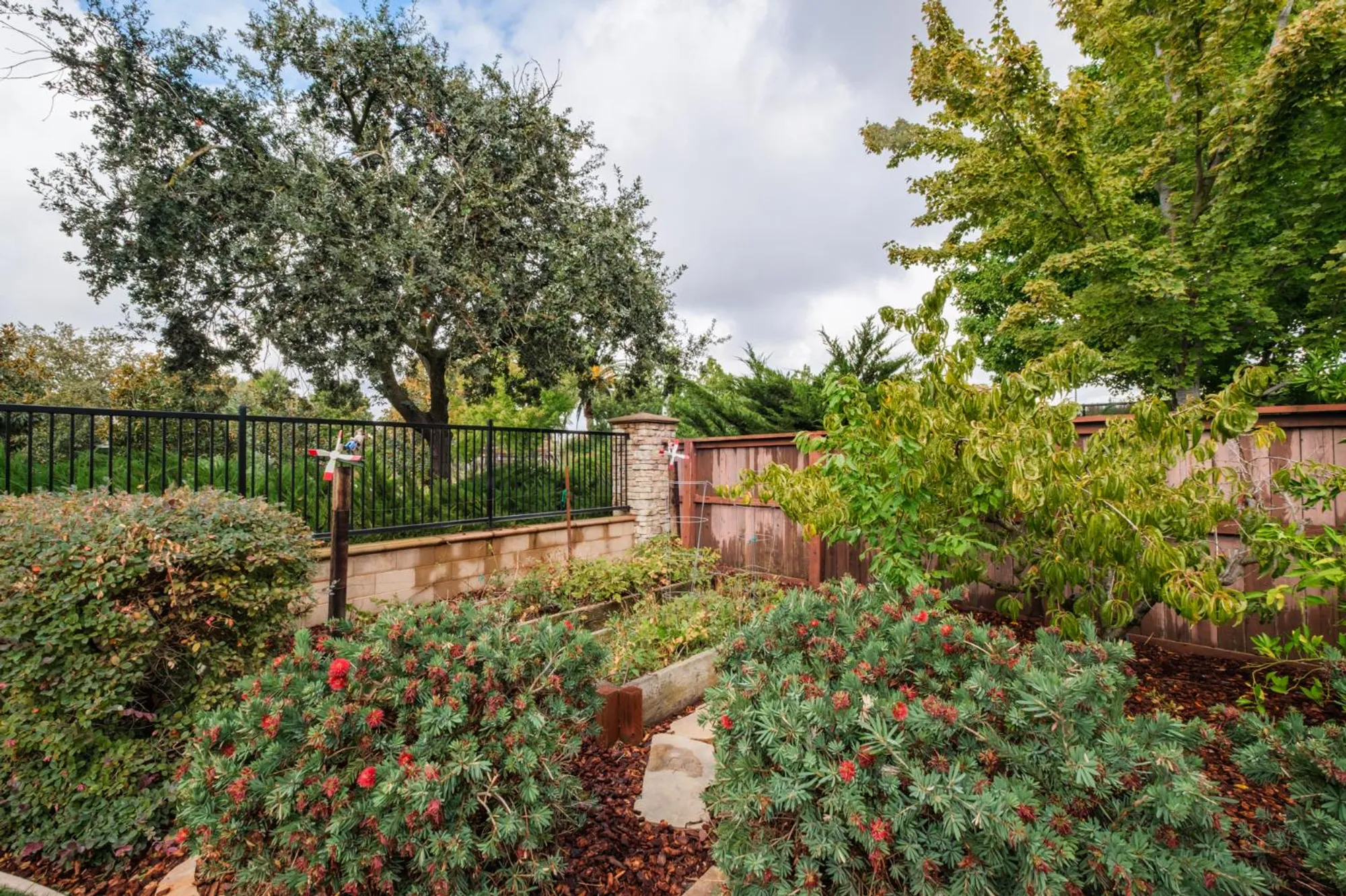 Property Slideshow image 52 of 67 | 9817 westminster way, Elk Grove, CA, 95757
