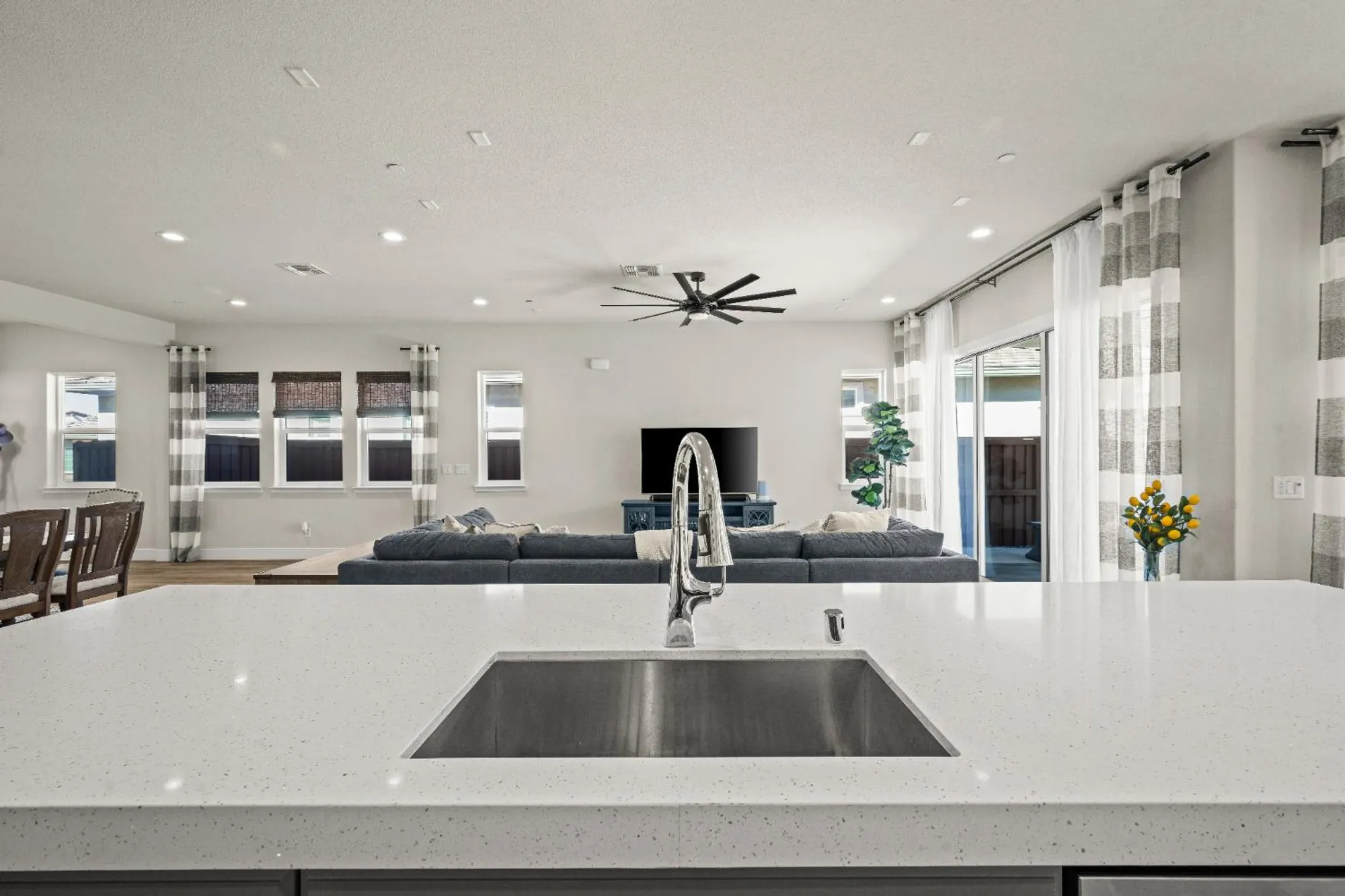 Property Slideshow image 18 of 56 | 3524 deer park dr, Folsom, CA, 95630